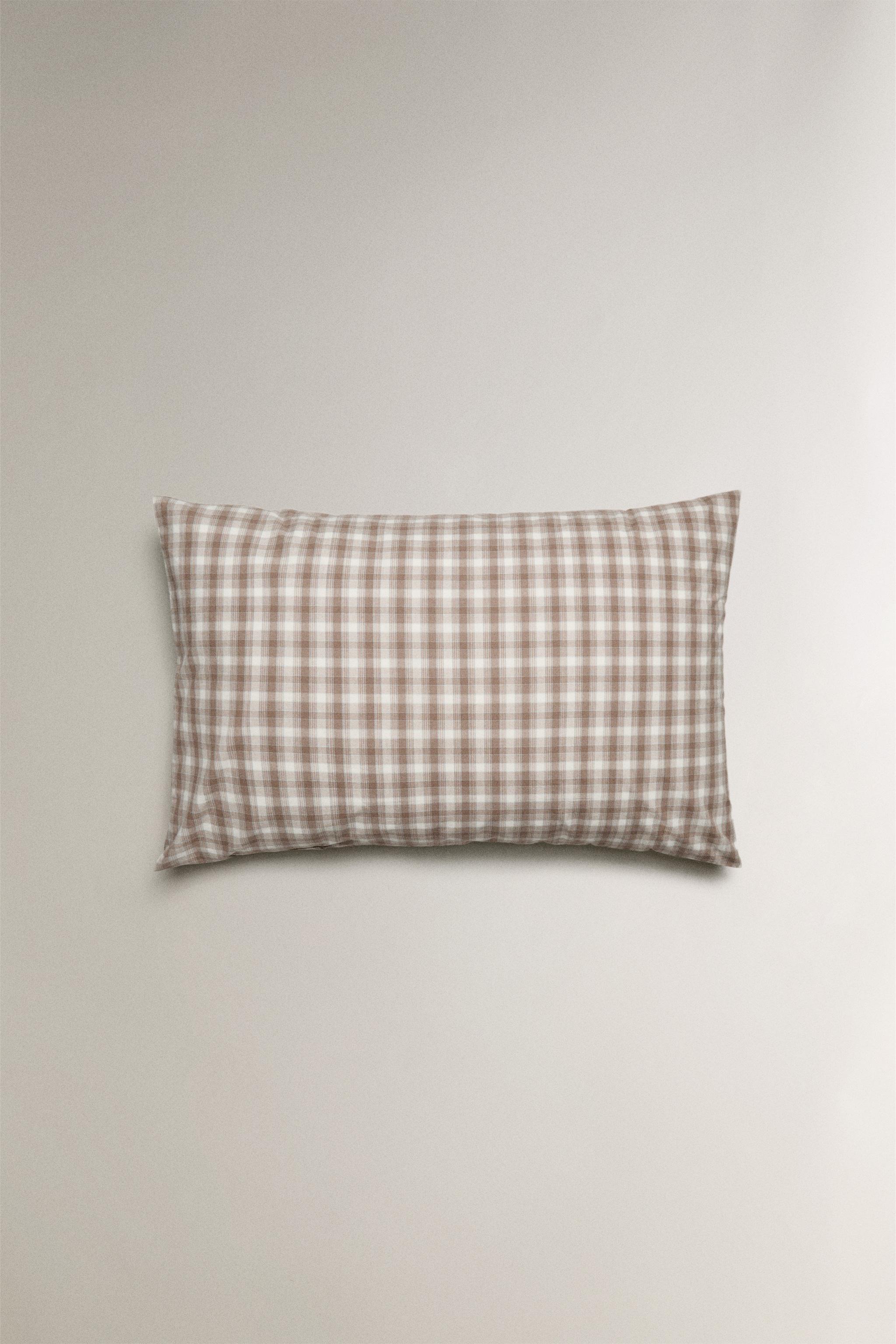 CHILDREN'S CHECK FLANNEL PILLOWCASE