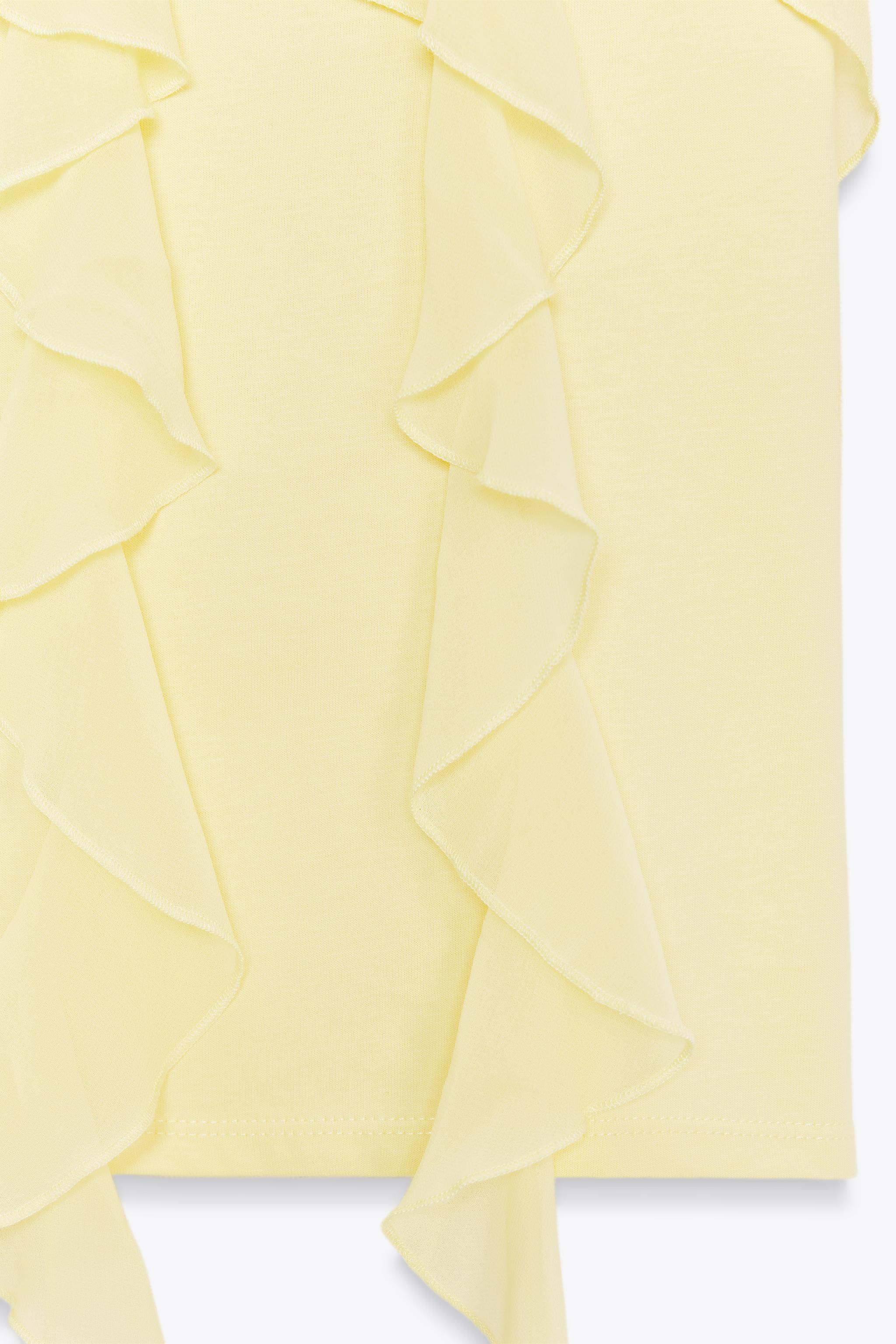 FRONT RUFFLE T-SHIRT