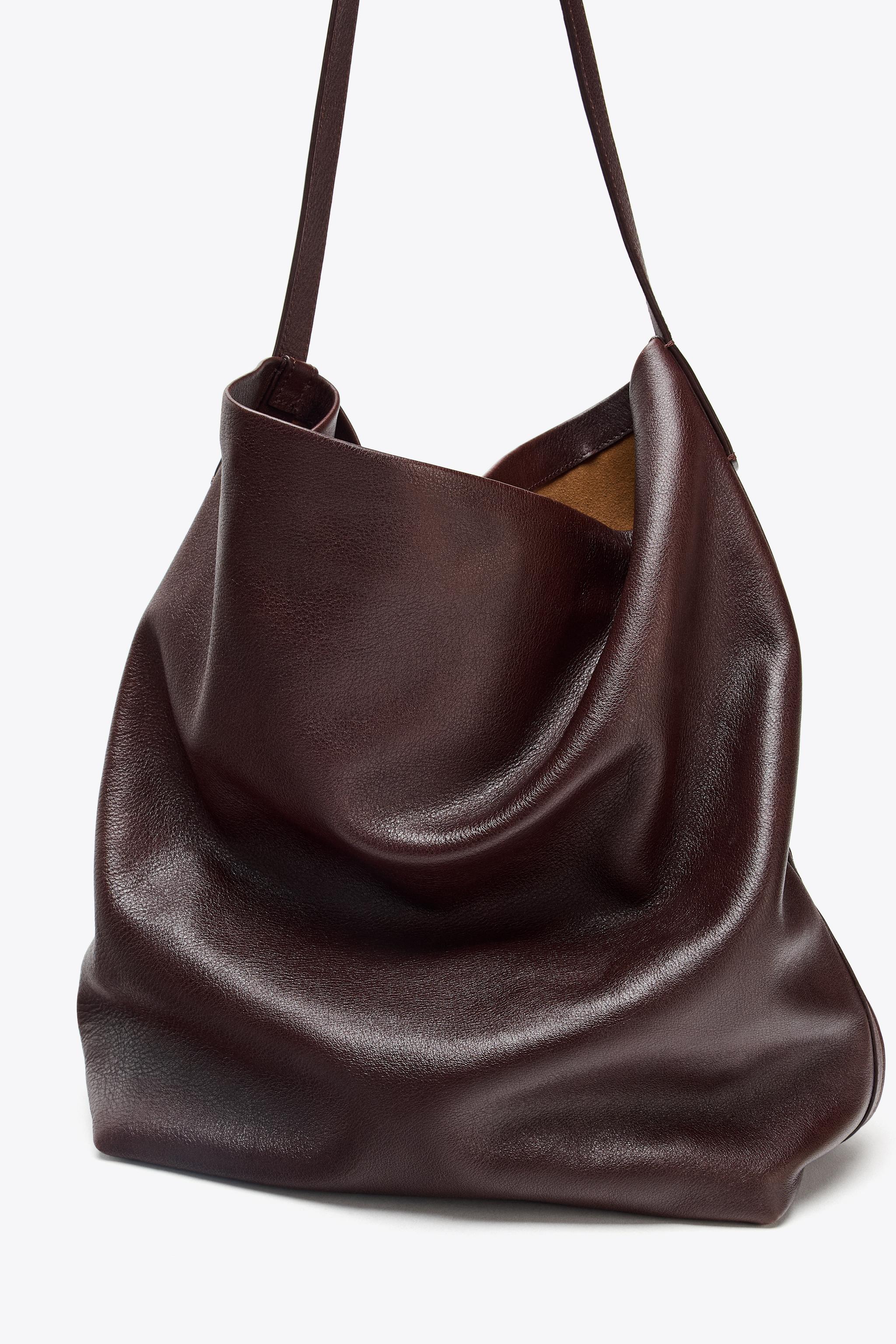 DOUBLE COMPARTMENT LEATHER BUCKET BAG