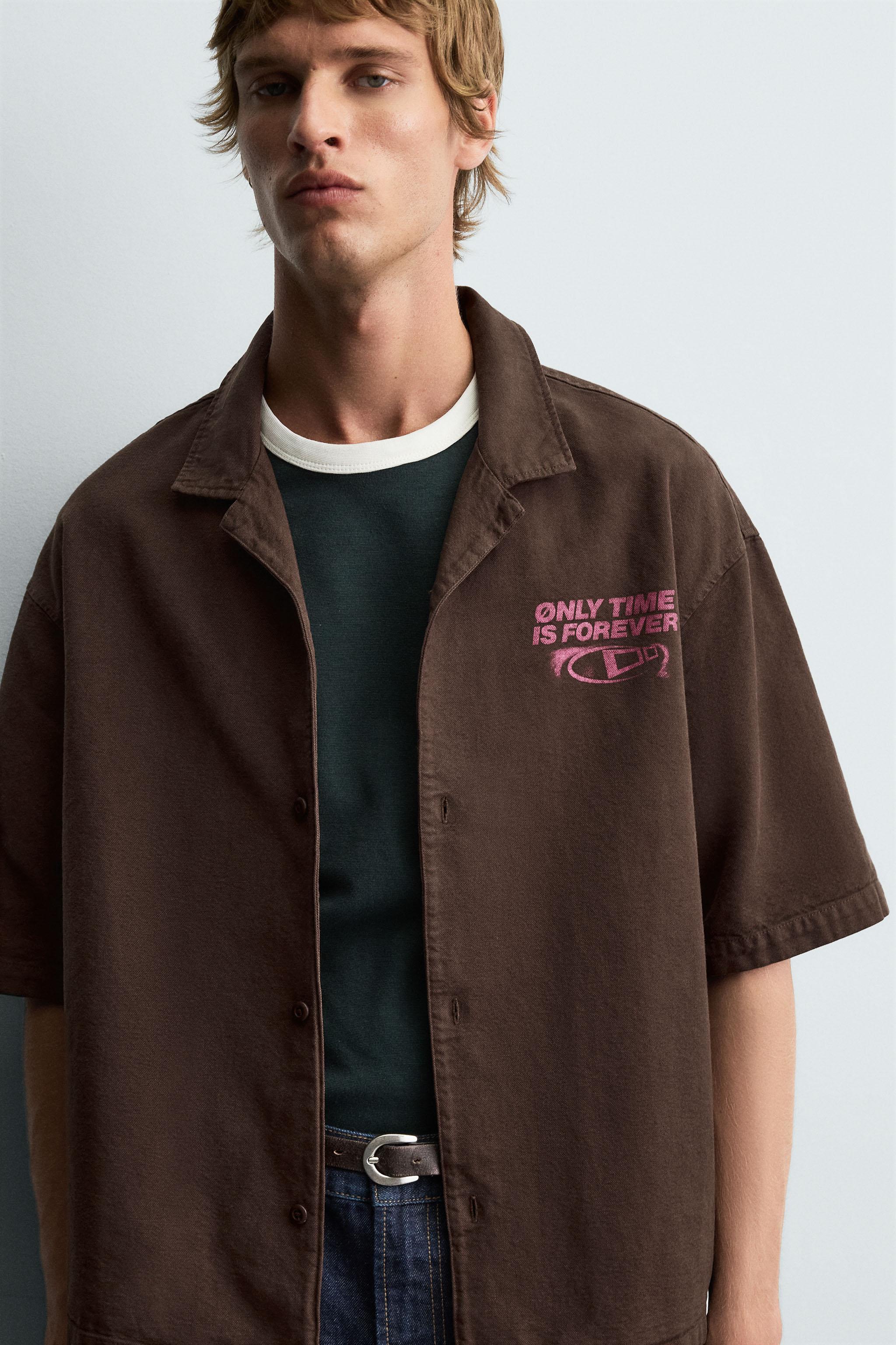 CONTRAST GRAPHIC PRINT SHIRT