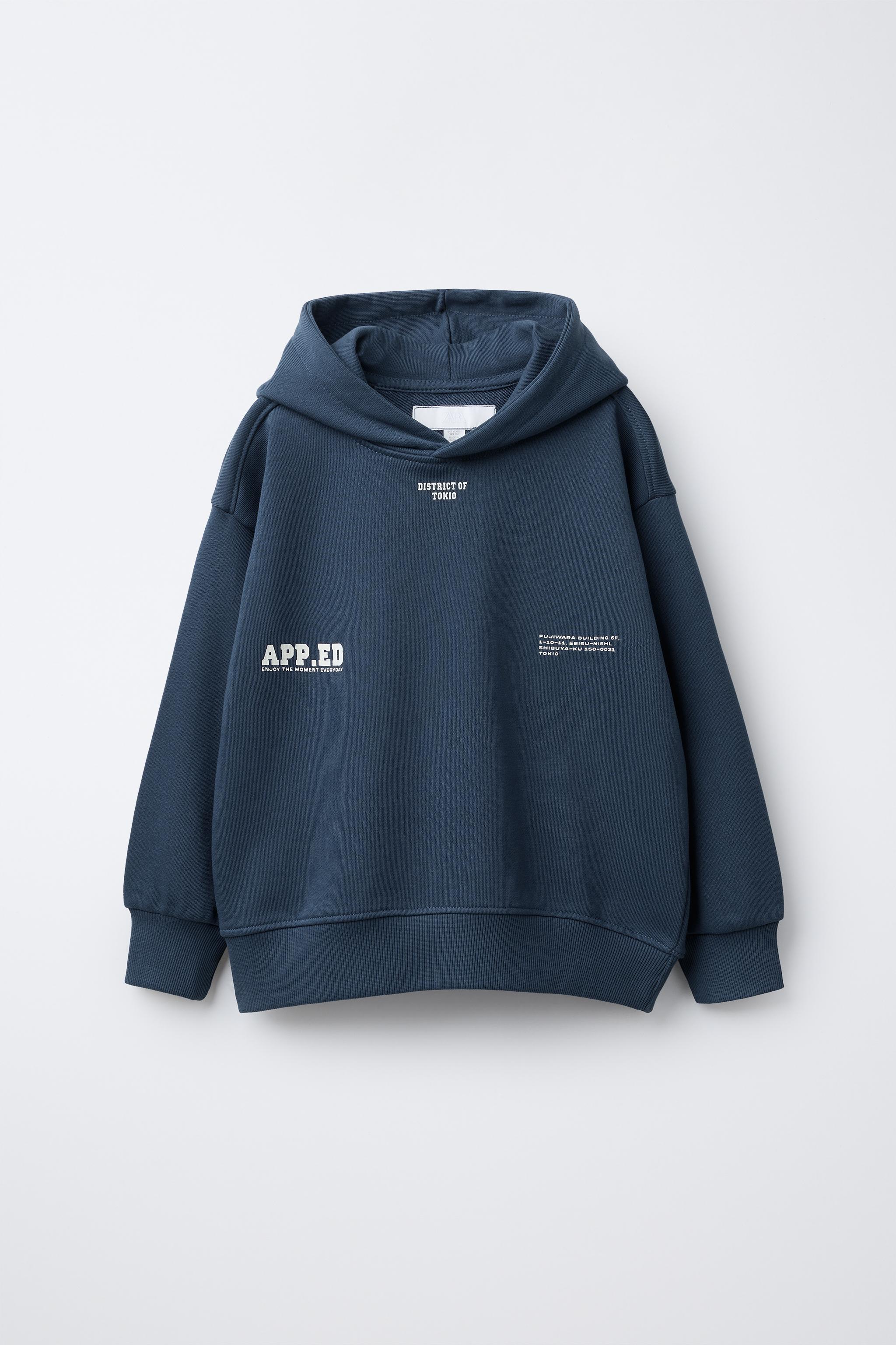 TEXT HOODED SWEATSHIRT AND JOGGER PANTS SET