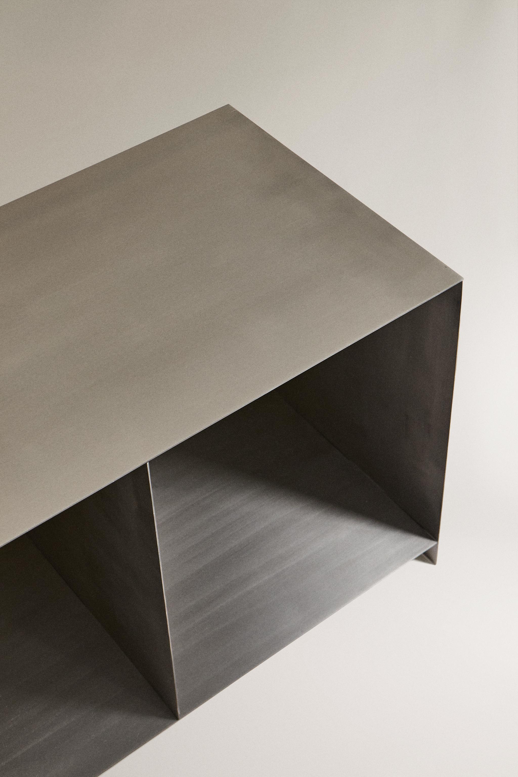 STAINLESS STEEL CONSOLE TABLE
