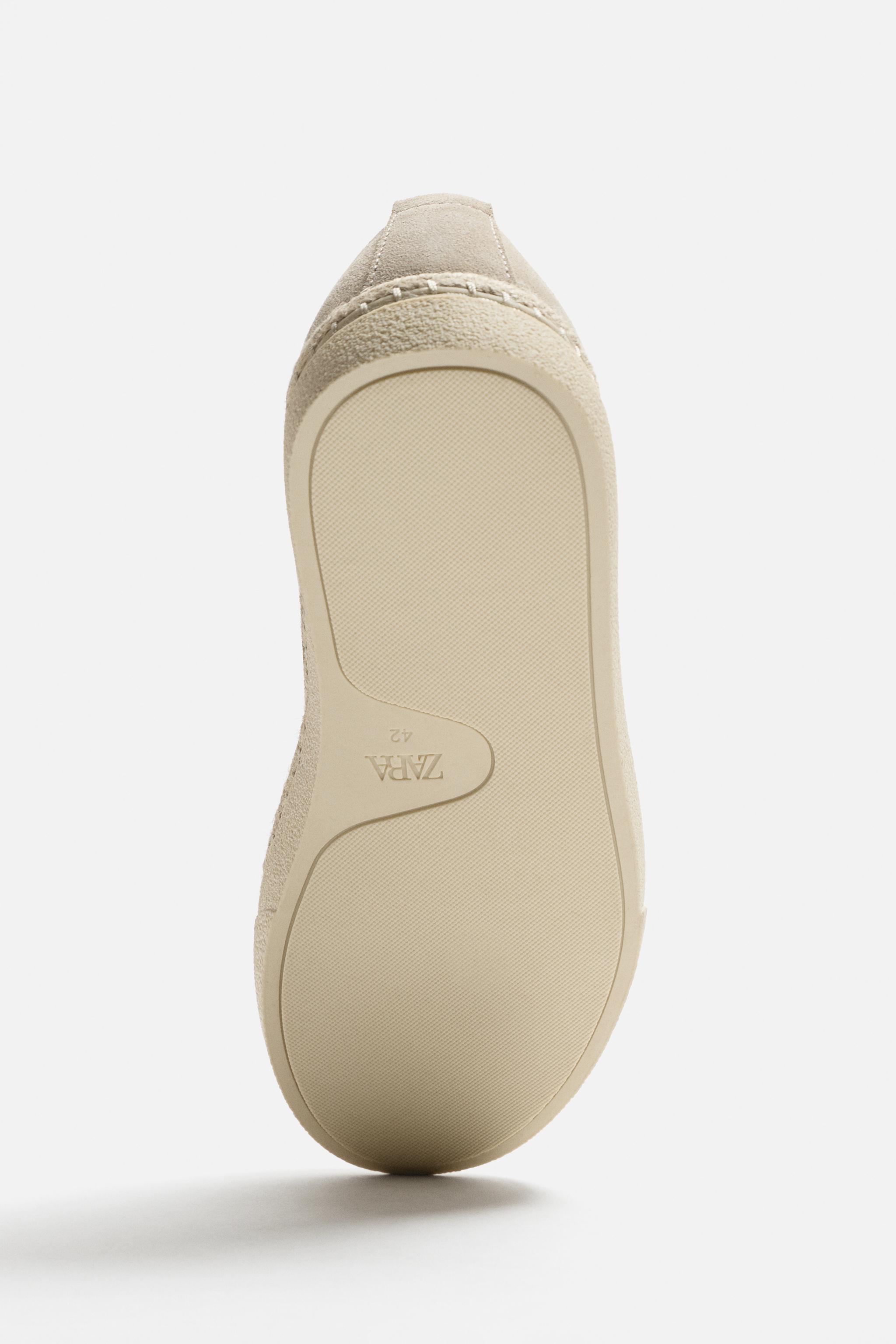 CASUAL LEATHER LOAFERS