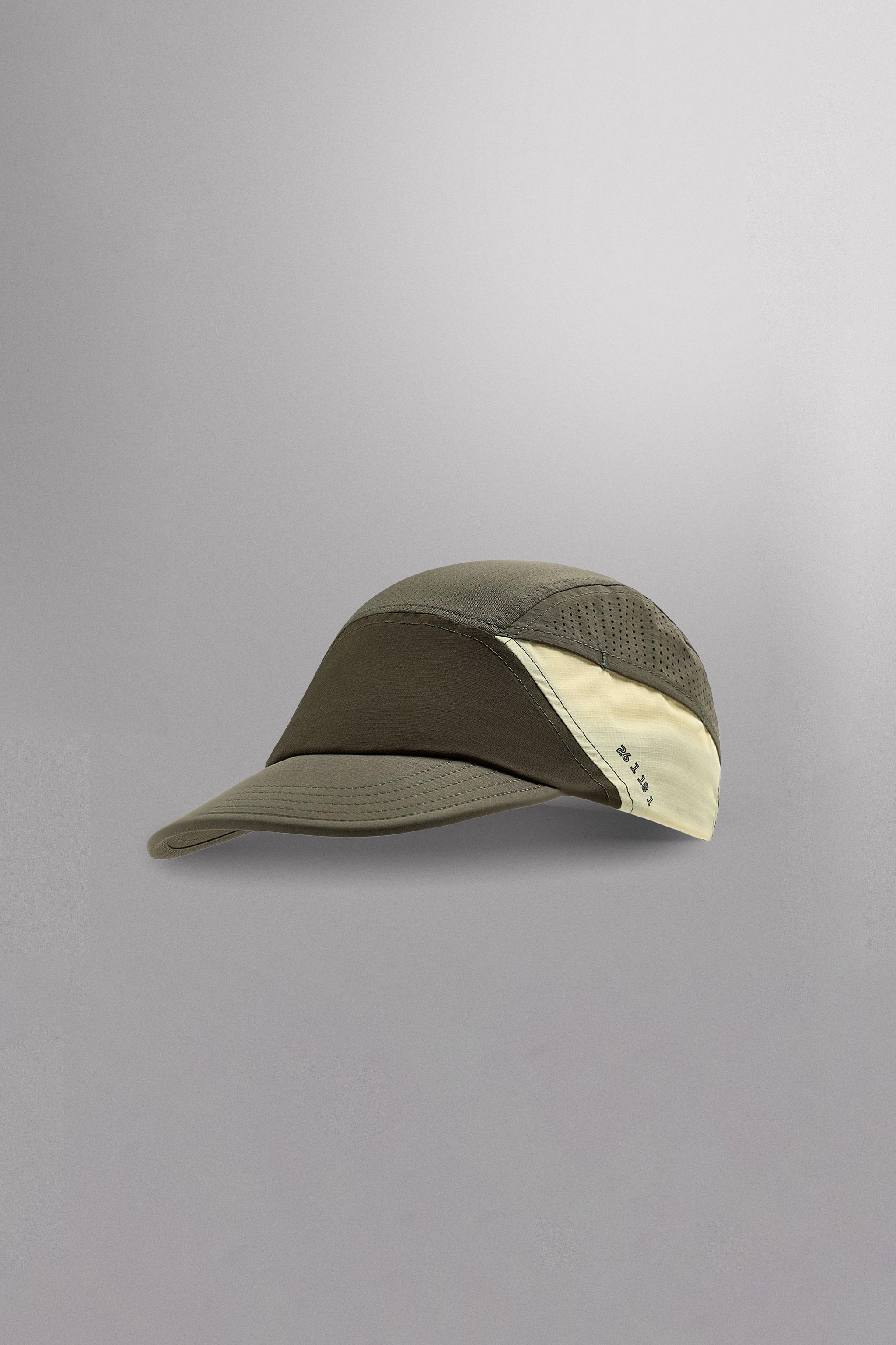 PERFORATED TECHNICAL CAP LIMITED EDITION