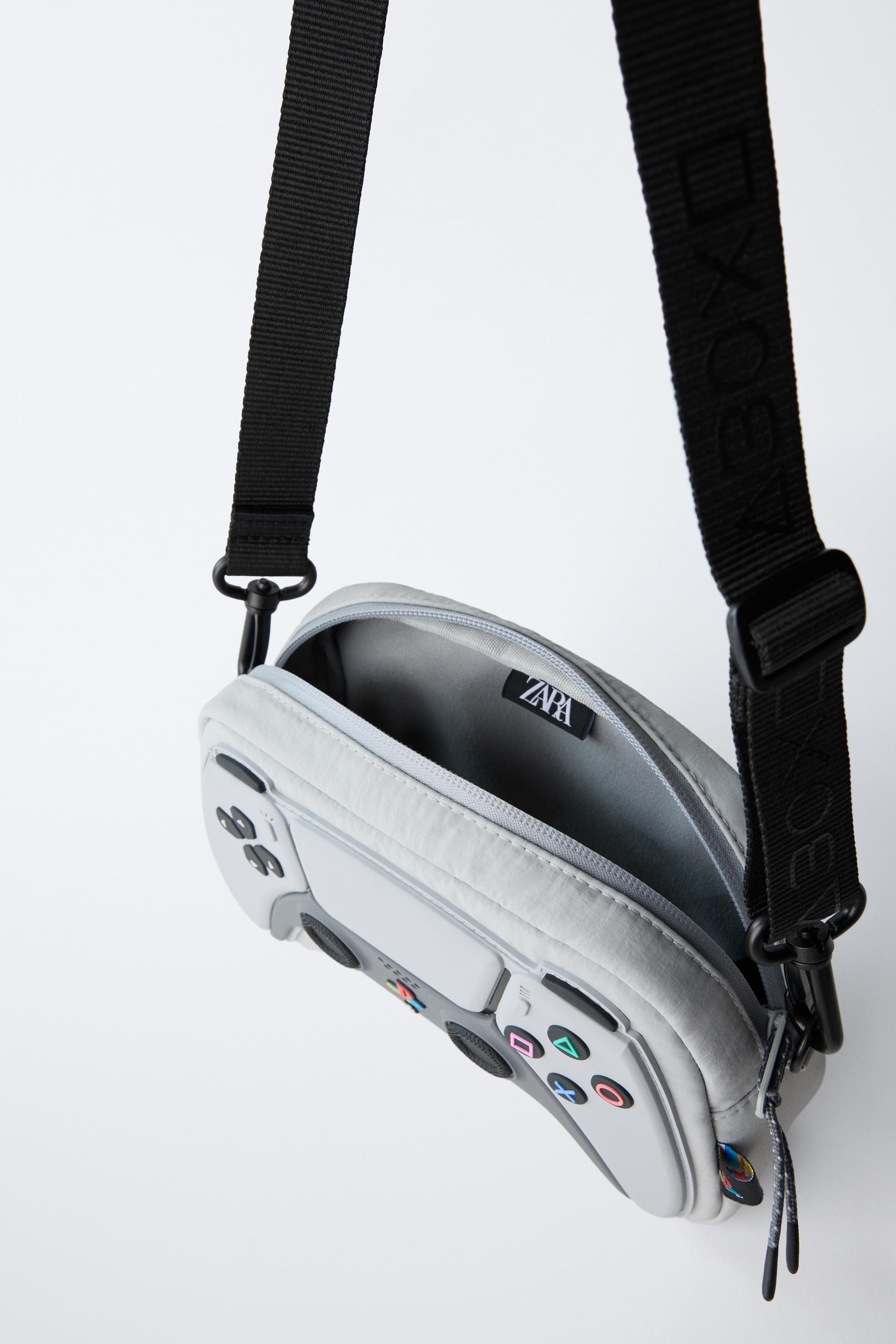 PLAYSTATION ™ 30TH ANNIVERSARY CROSSBODY BAG