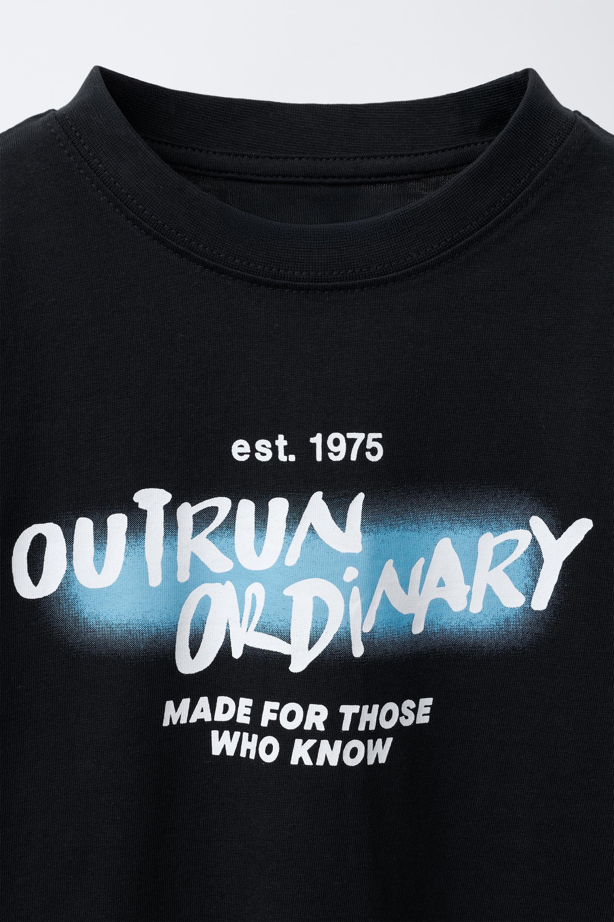 GRAFFITI PRINT T-SHIRT