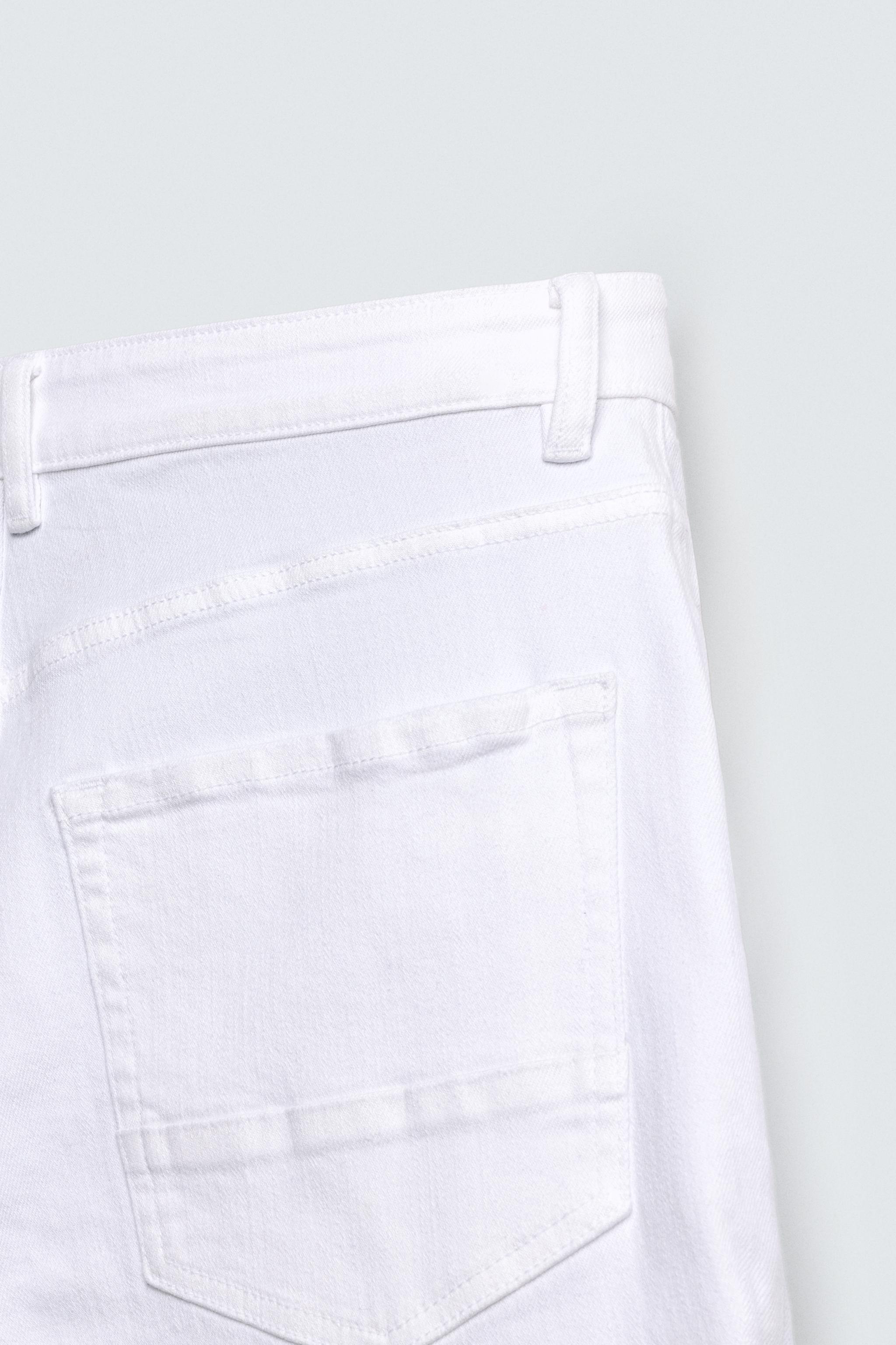 RIPPED SKINNY FIT JEANS