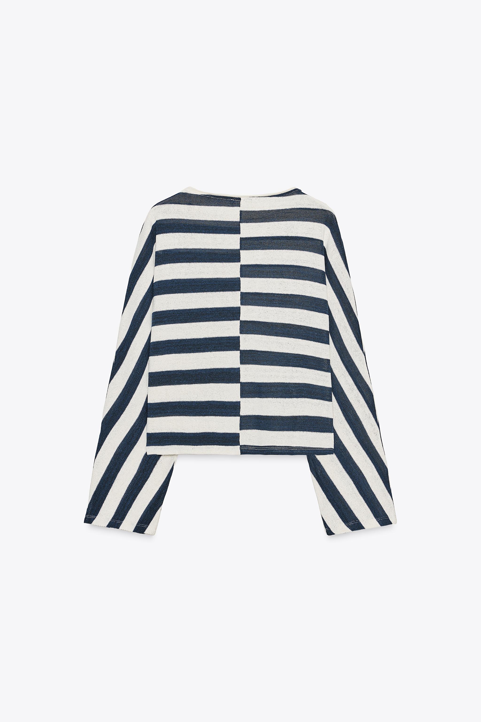 BATWING SLEEVE STRIPED TOP