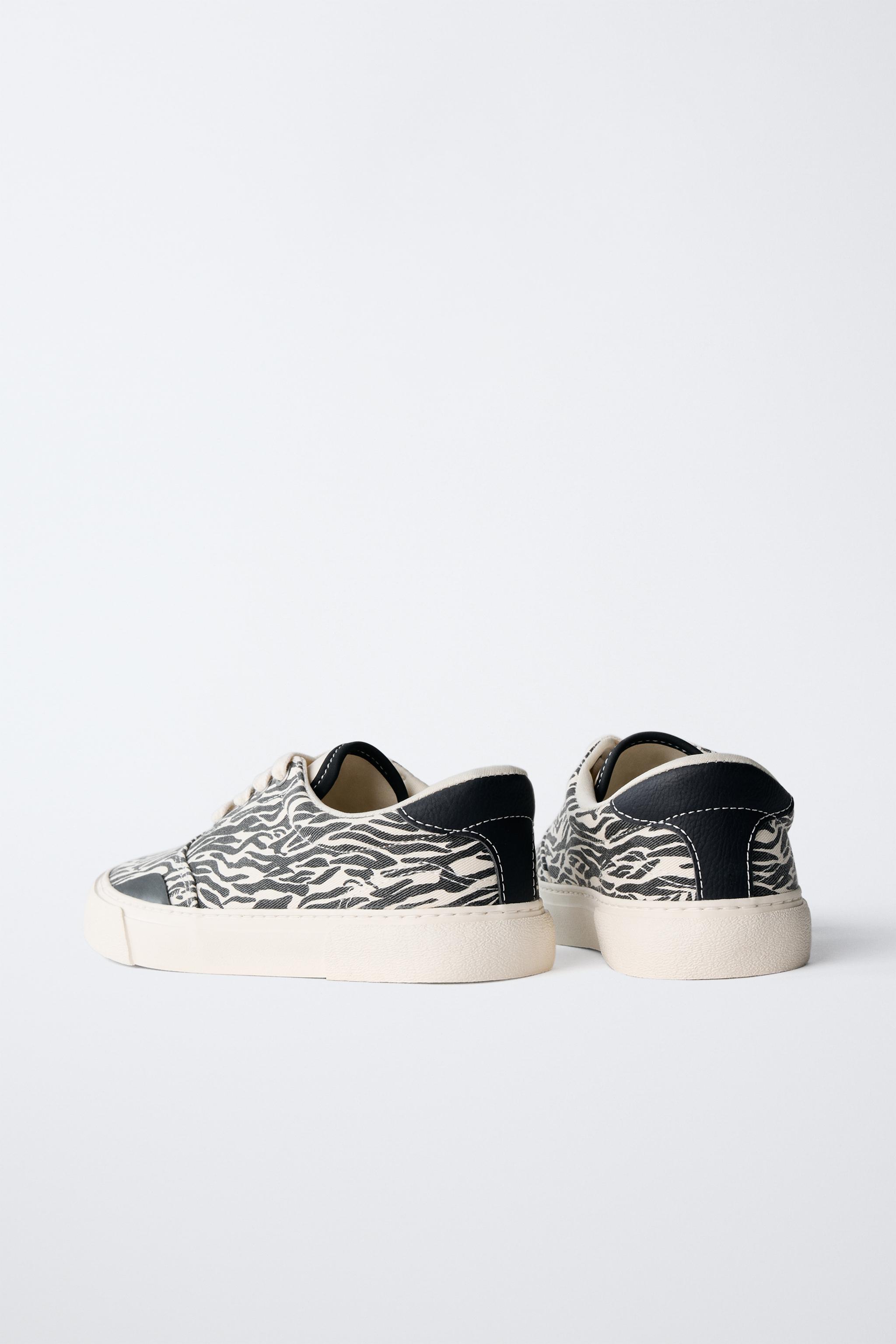 ANIMAL PRINT SNEAKERS