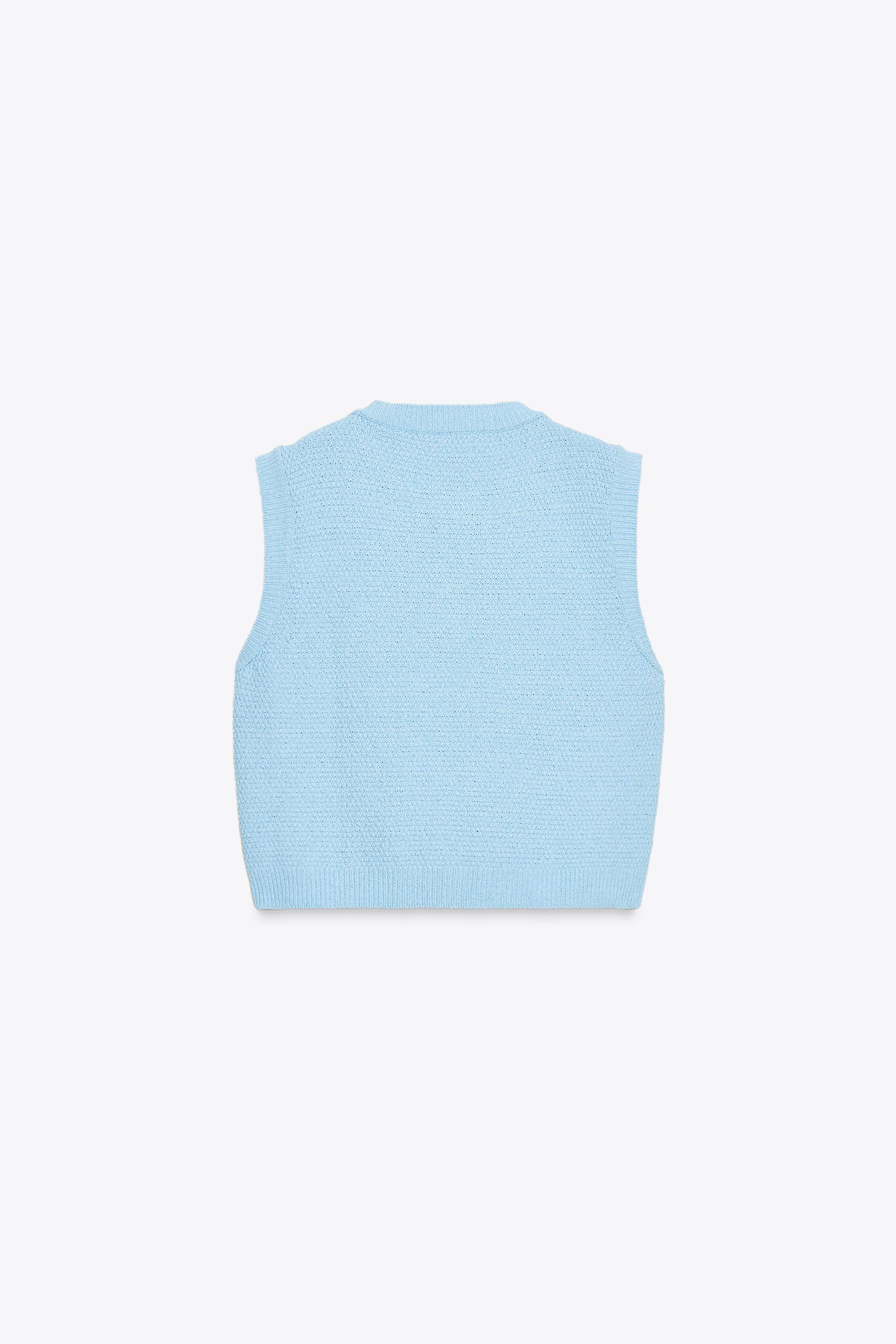 GOLD BUTTON STRUCTURED KNIT VEST TOP