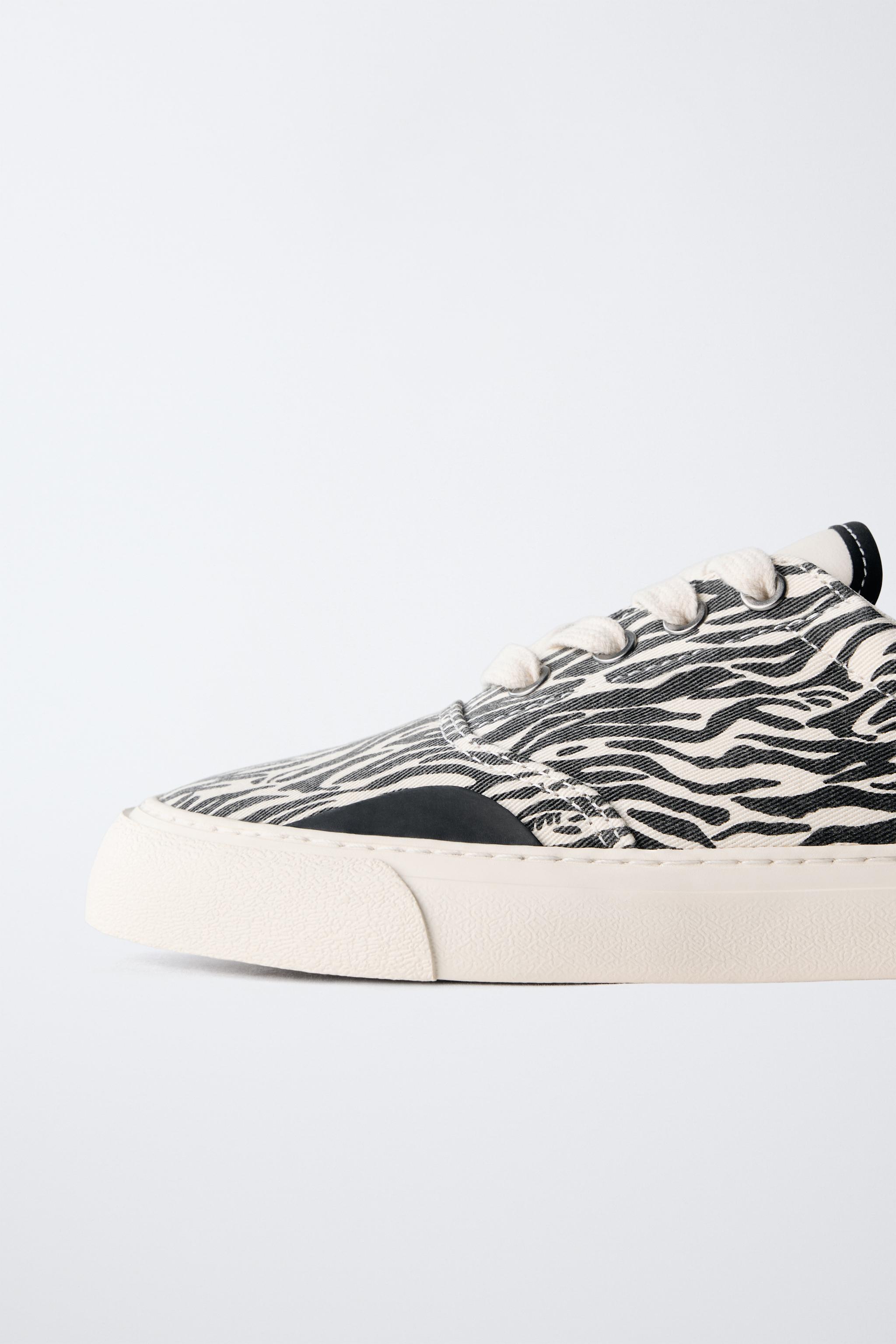 ANIMAL PRINT SNEAKERS