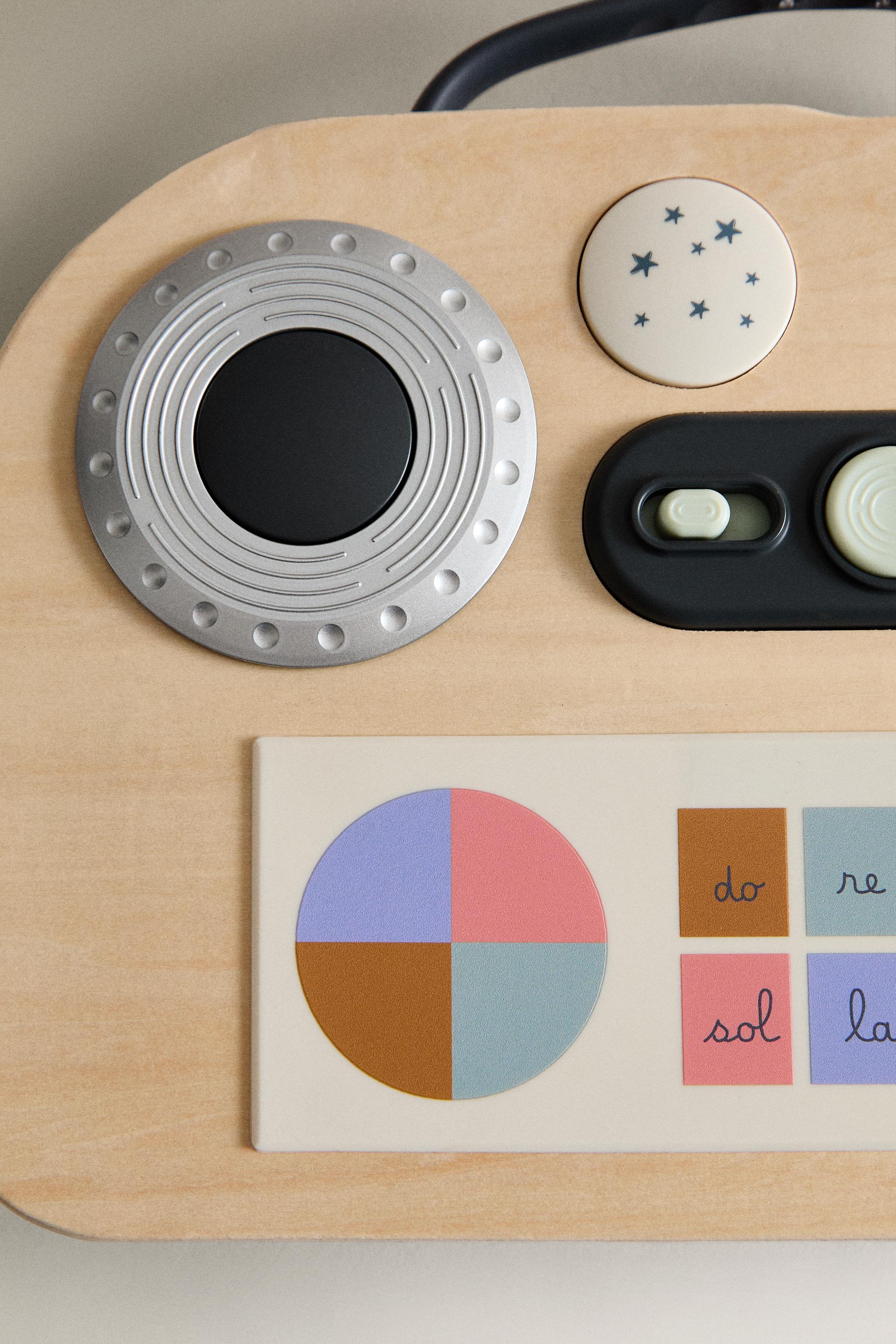 CHILDREN'S ELECTRONIC TOY DJ MIXING TABLE