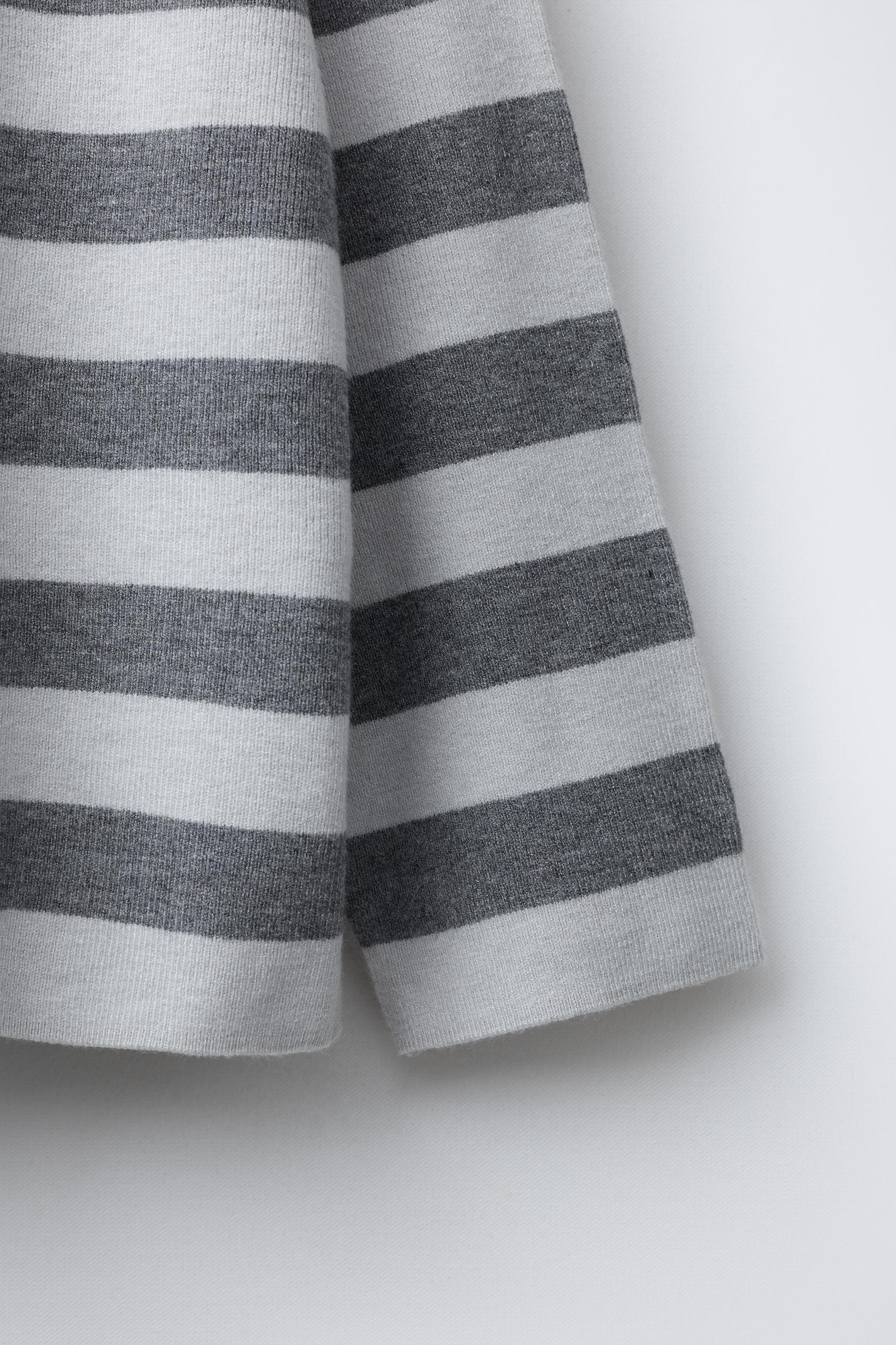 STRIPED KNIT T-SHIRT