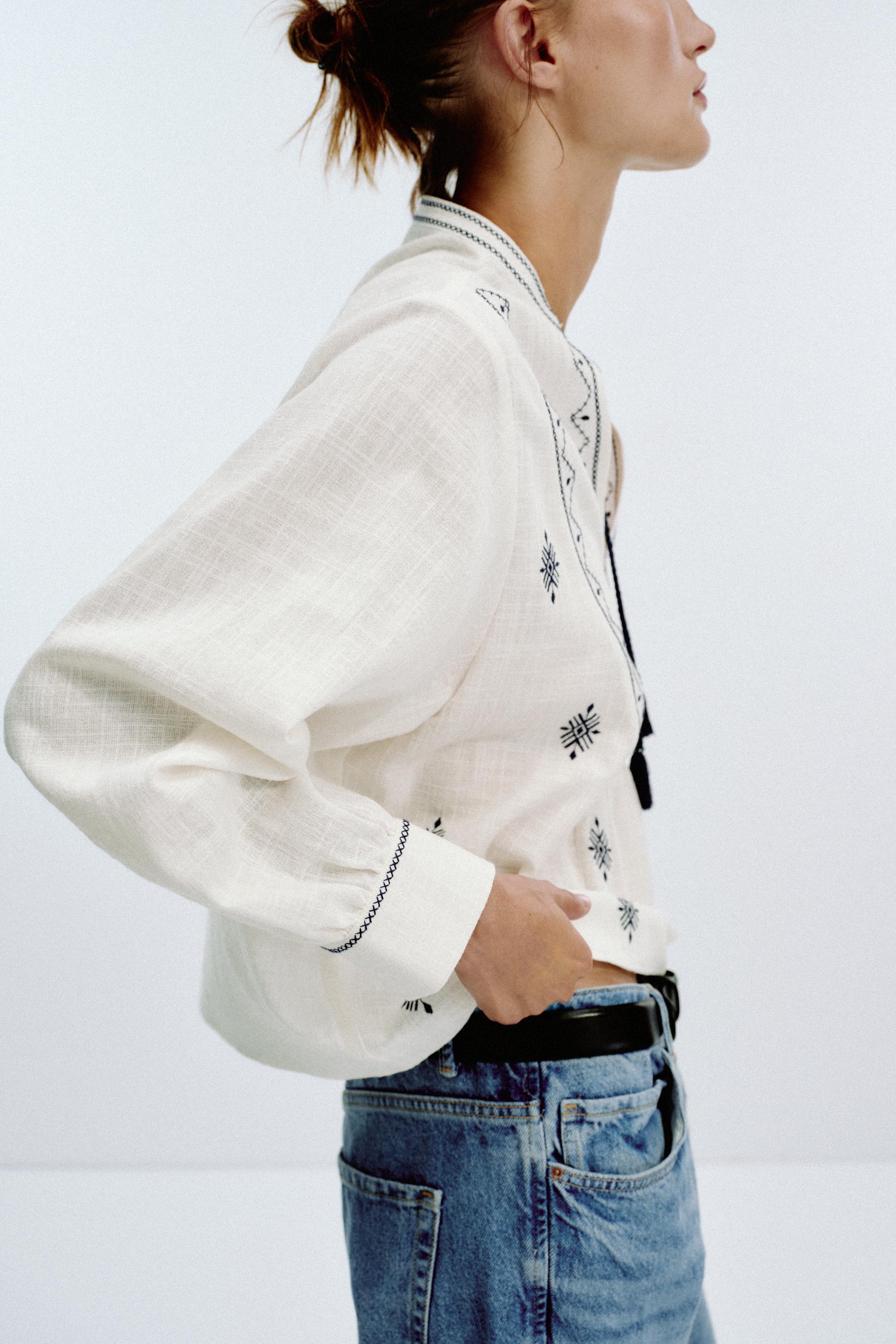 EMBROIDERED RUSTIC BLOUSE