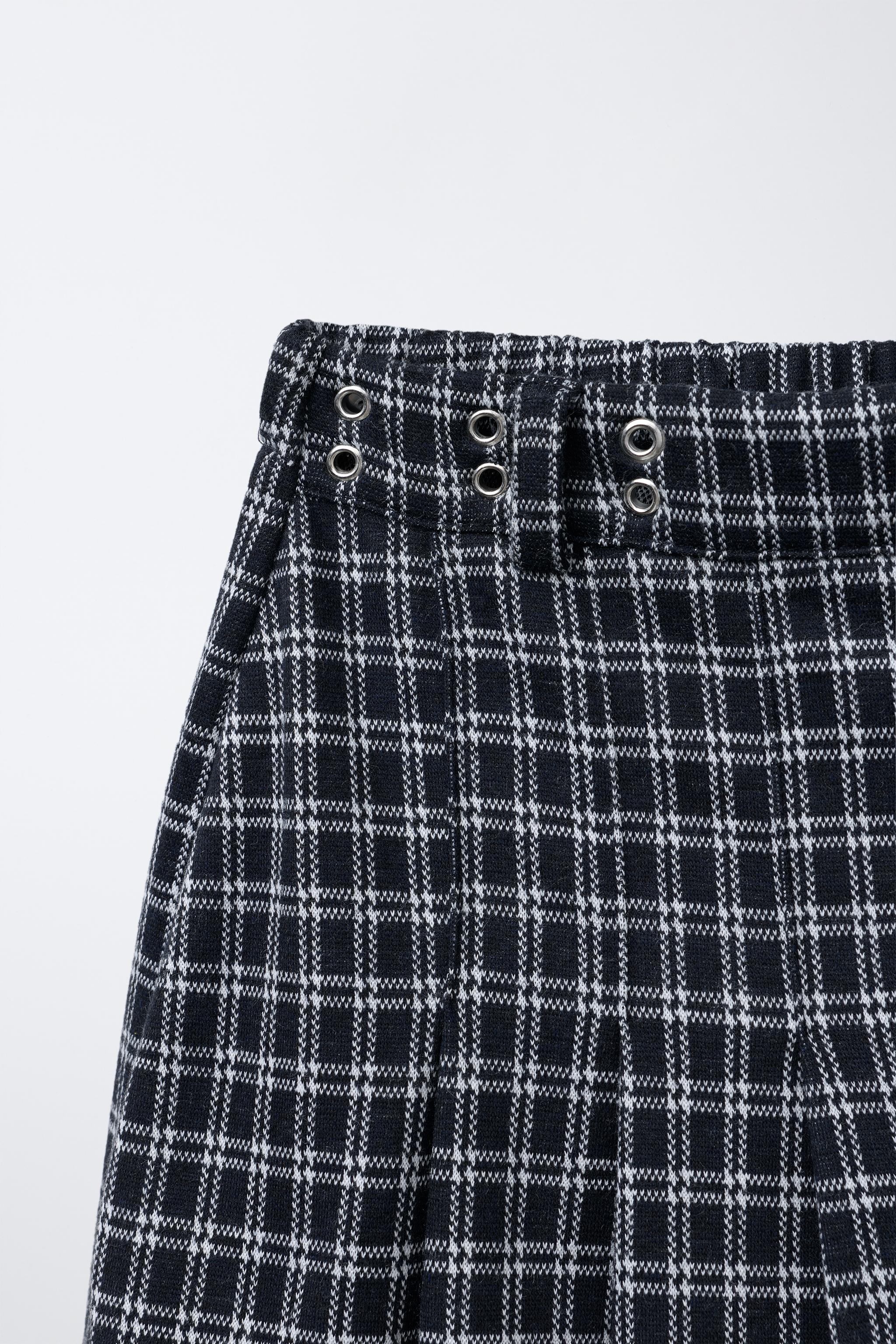PLAID BOX PLEAT SKORT