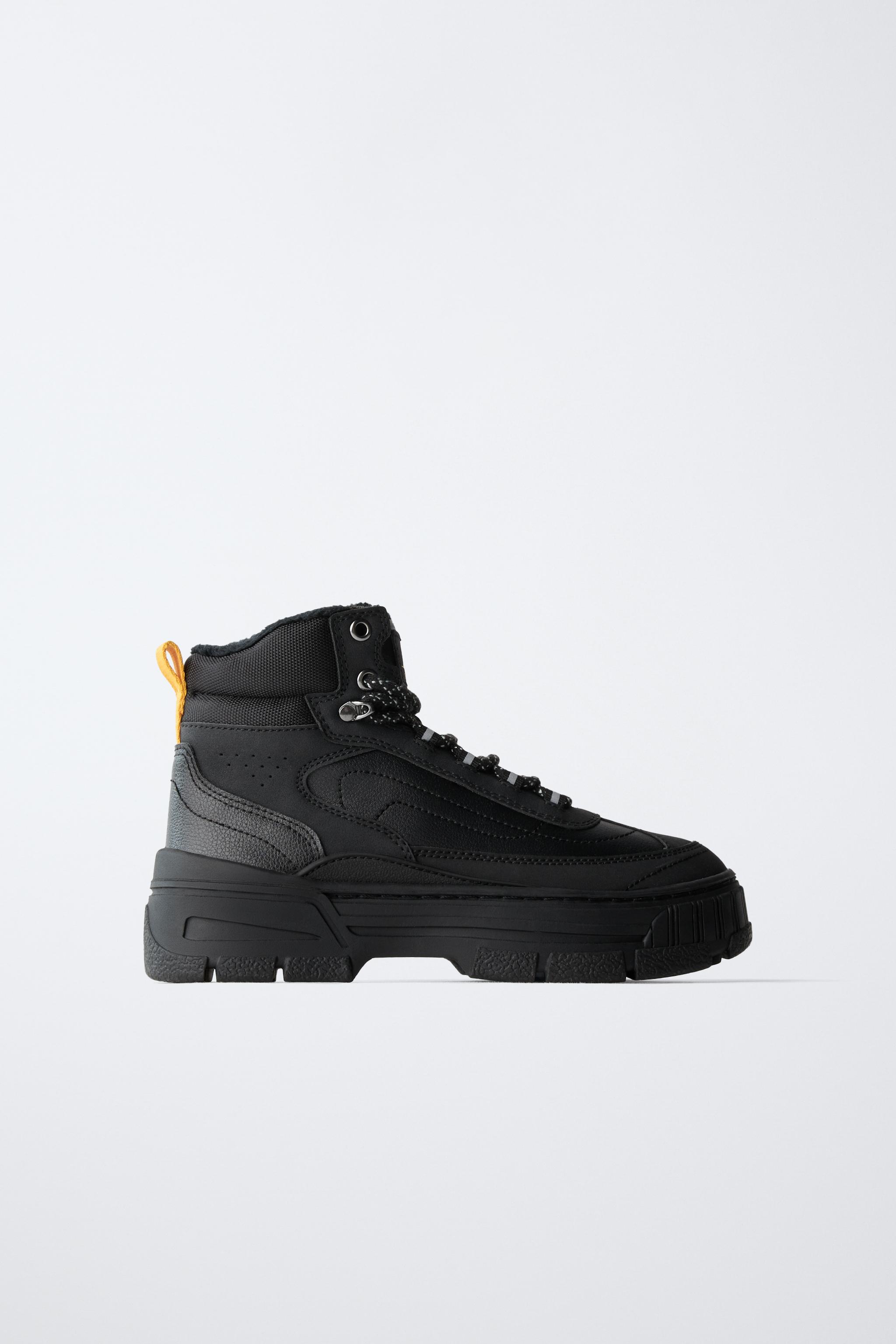 MOUNTAIN ANKLE BOOTS