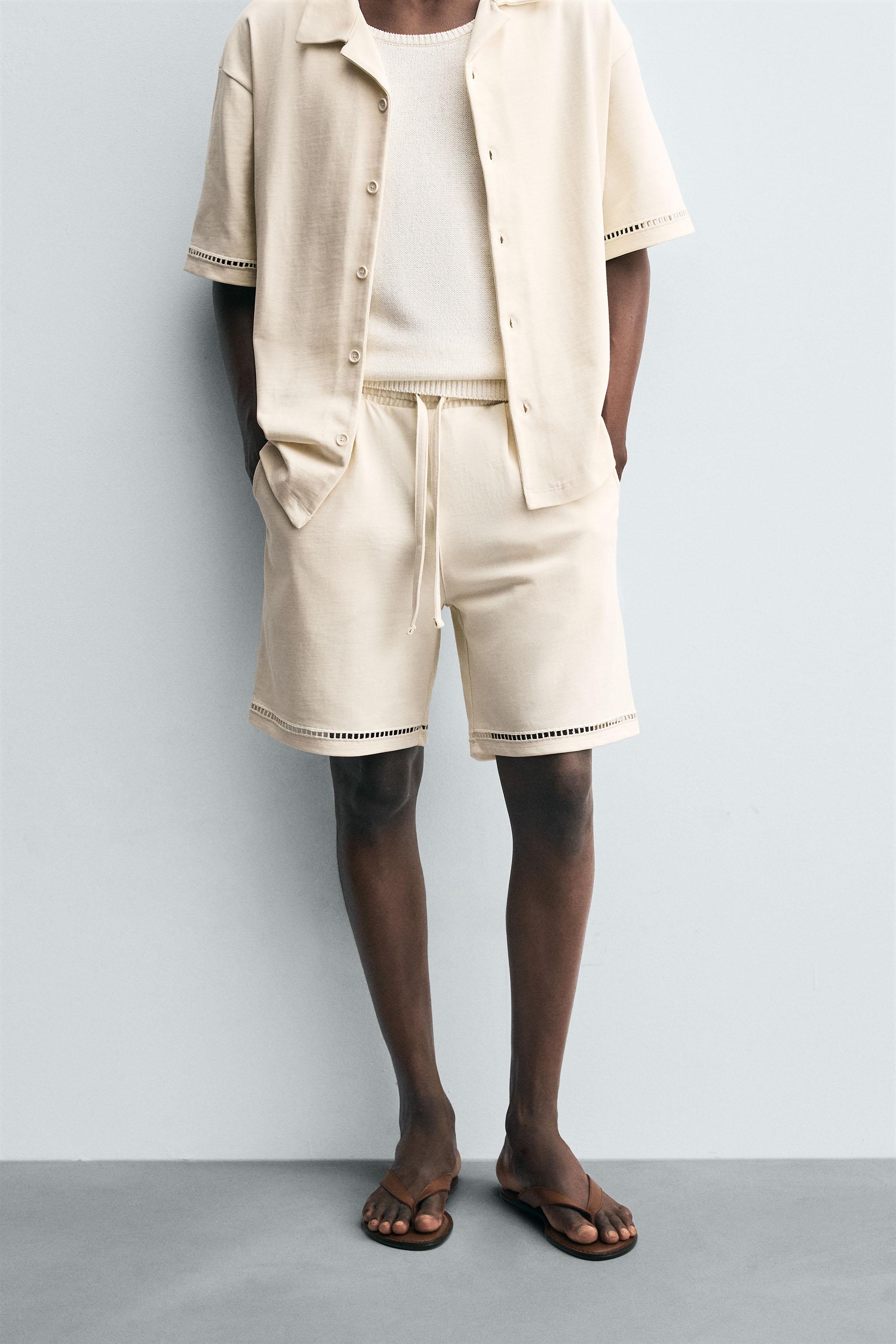 COMFORT EYELET SHORTS