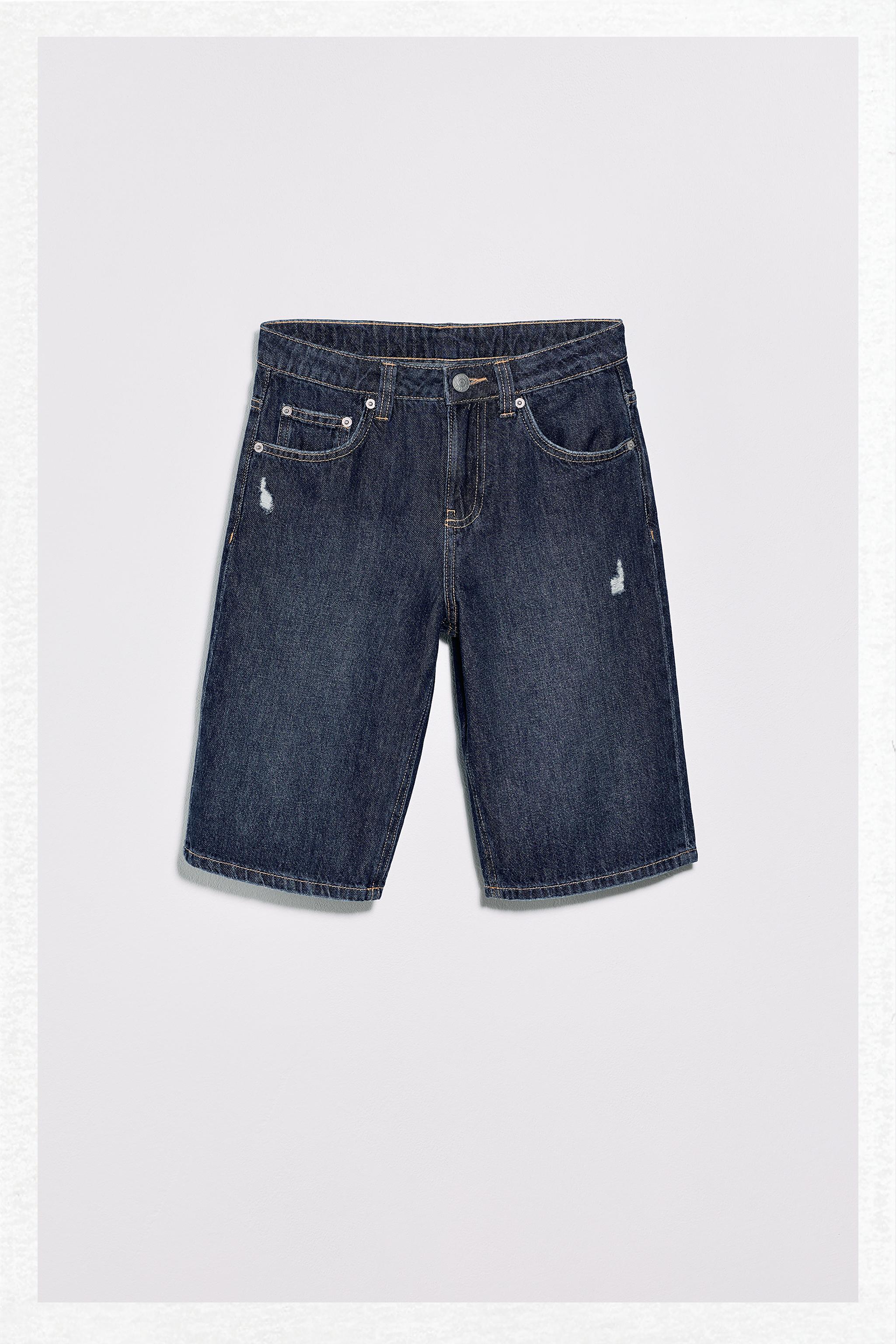 WIDE FIT DENIM SHORTS