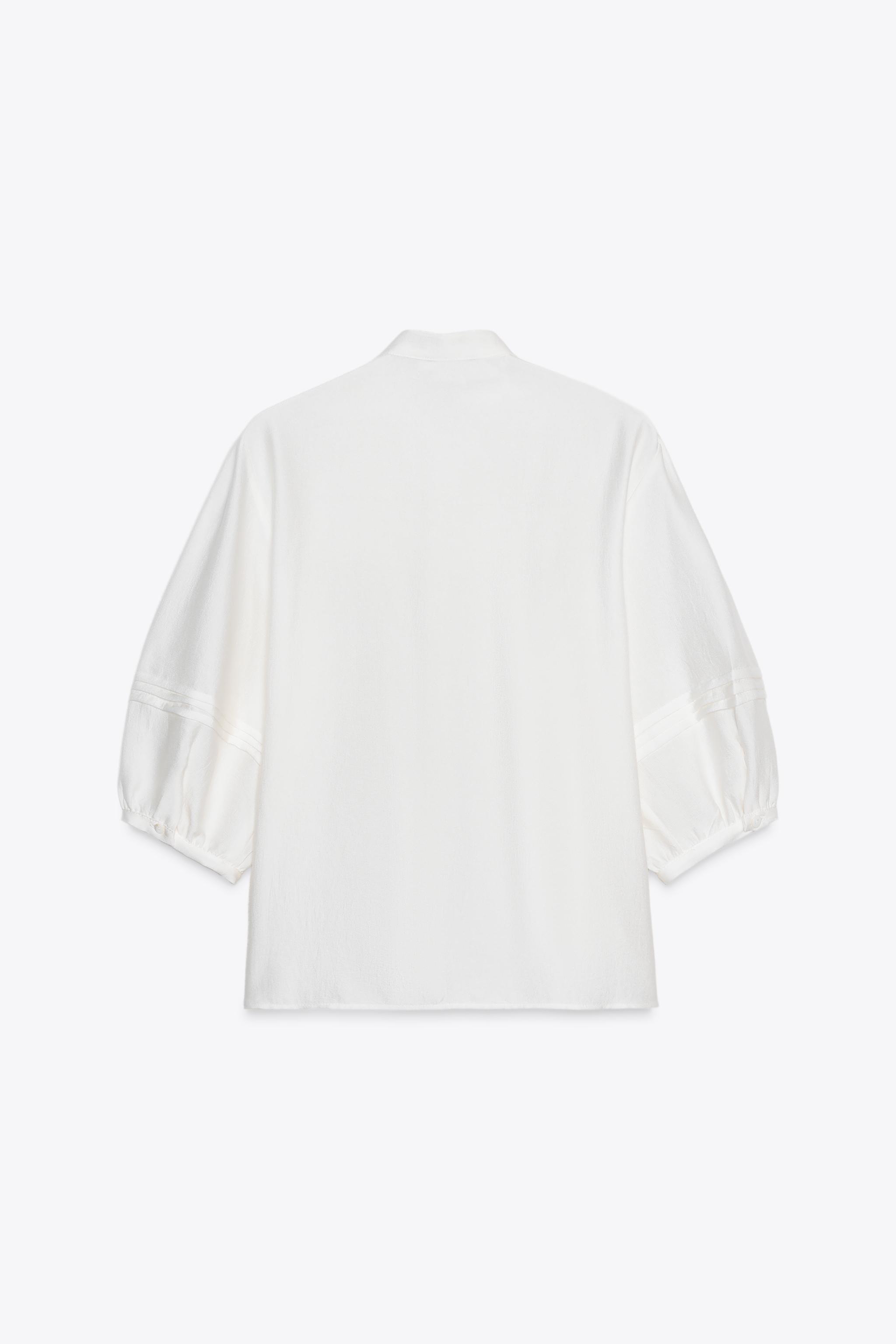 PINTUCK CREPE BLOUSE