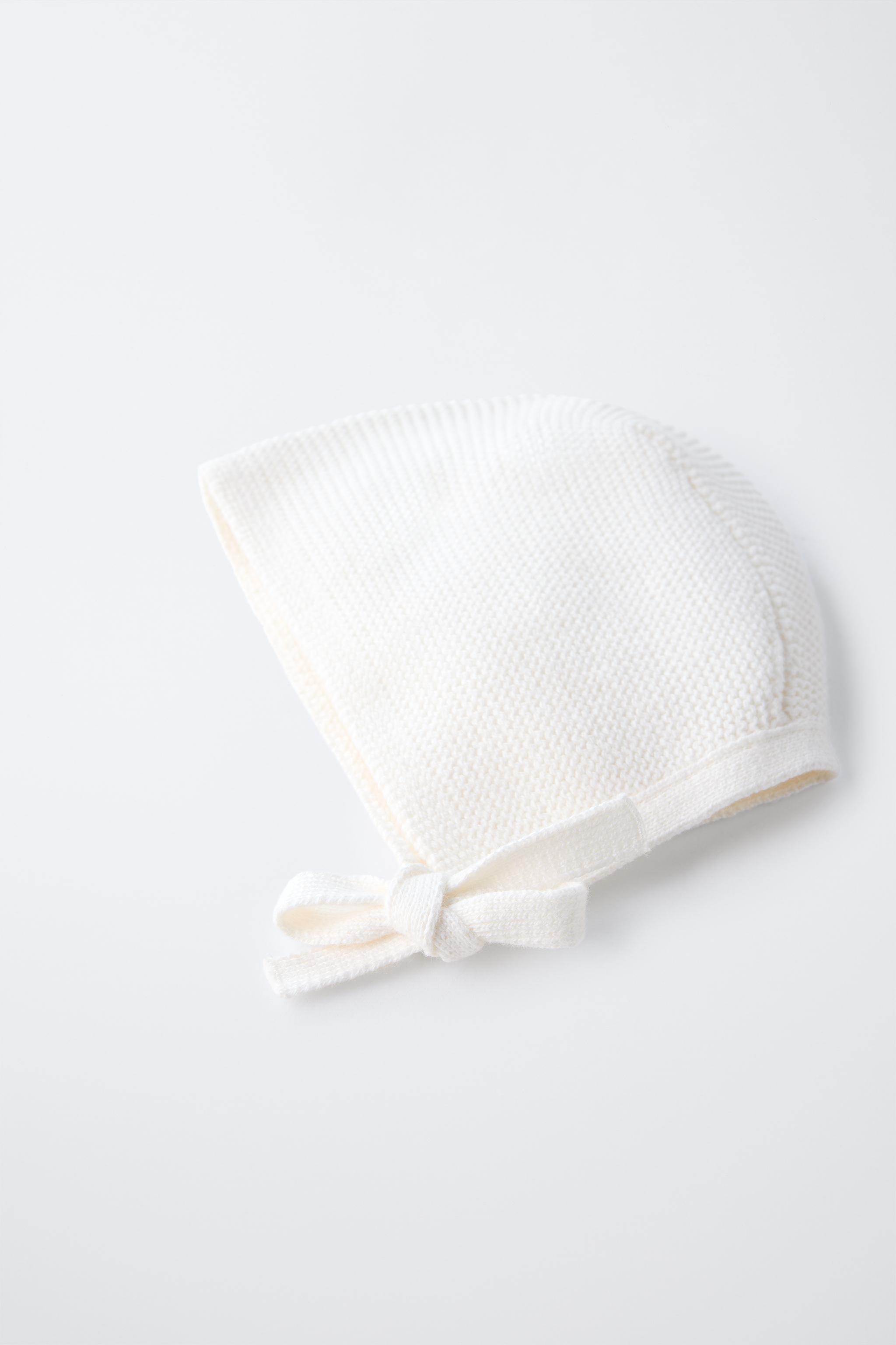 KNIT BONNET
