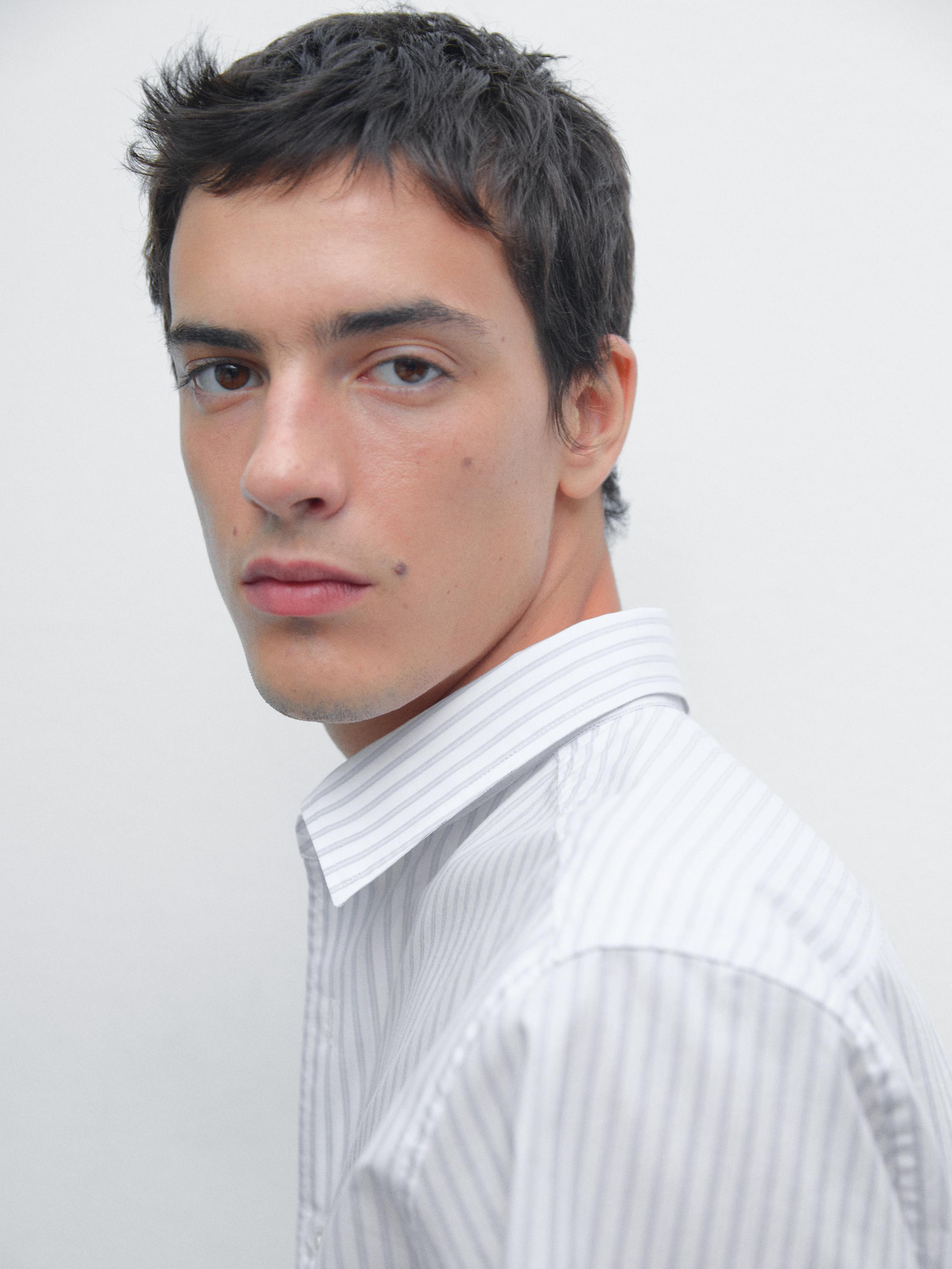 Regular fit striped shirt