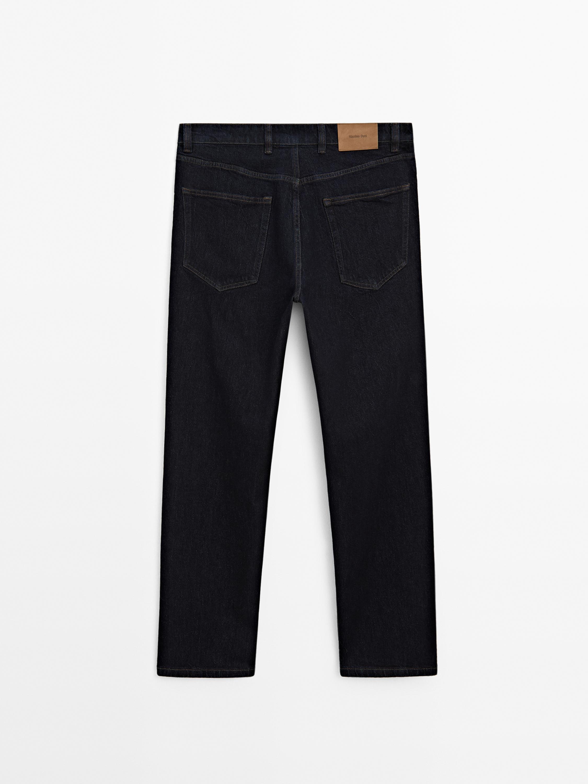 Tapered fit jeans