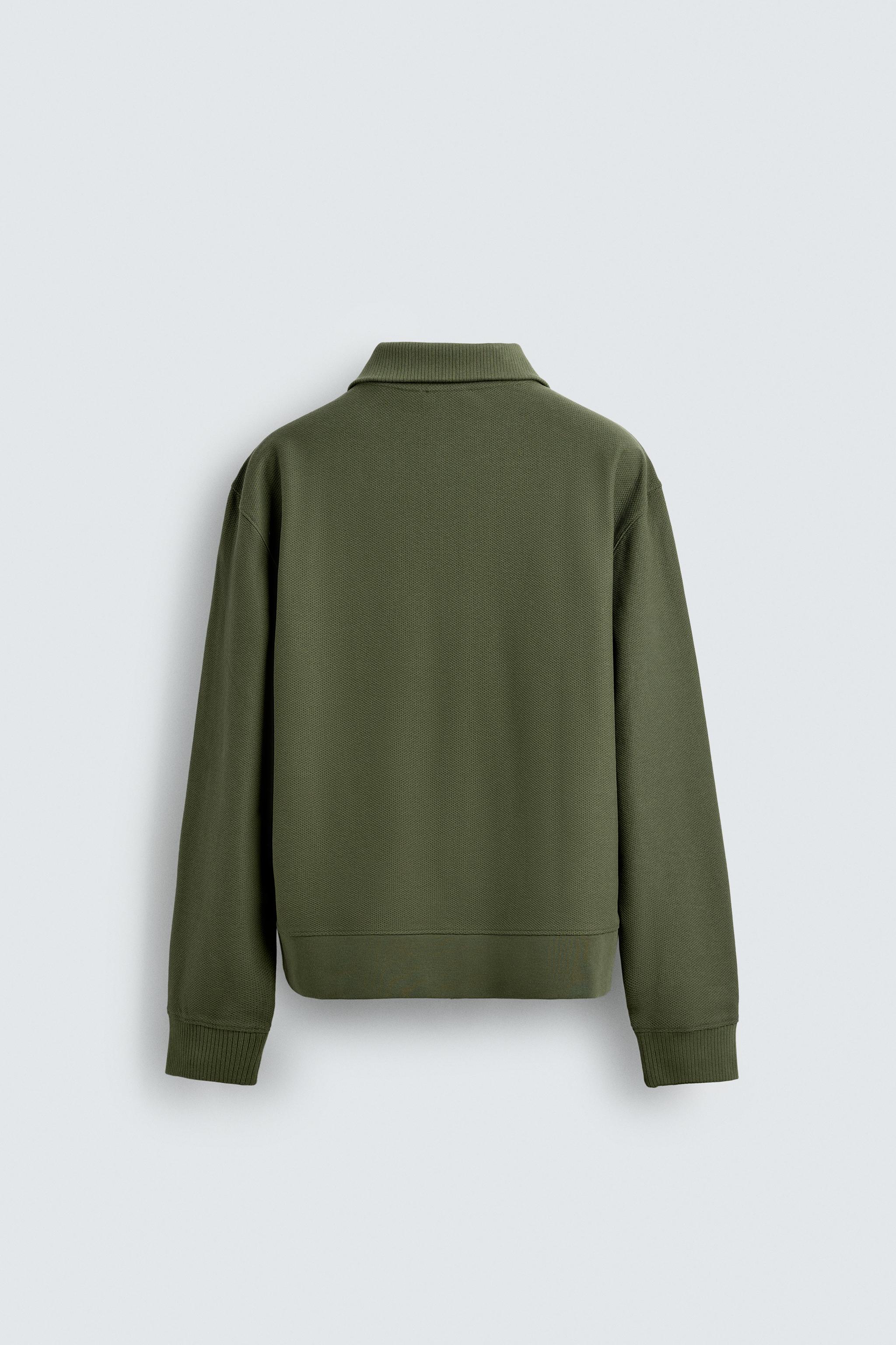 LIGHTWEIGHT QUARTER-ZIP SWEATSHIRT