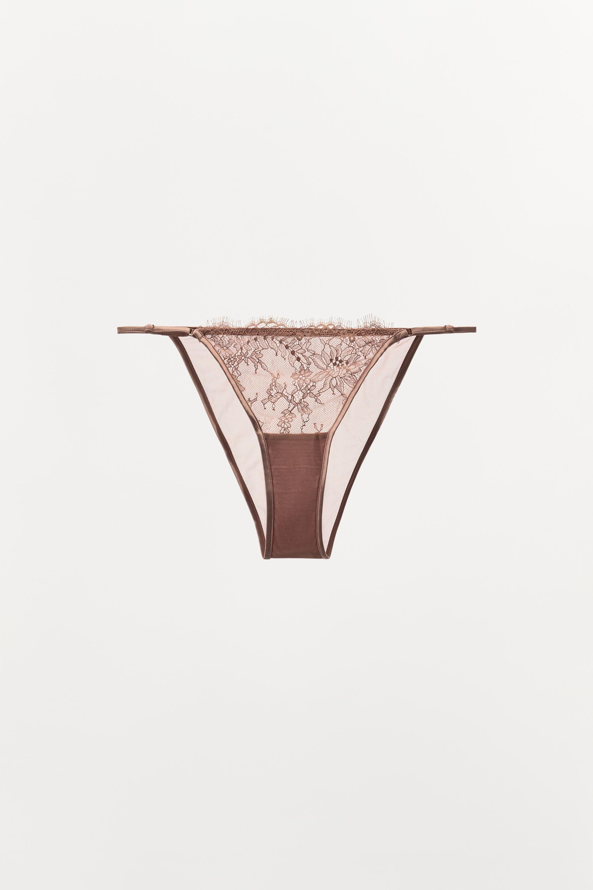 FLORAL EMBROIDERED LACE PANTIES