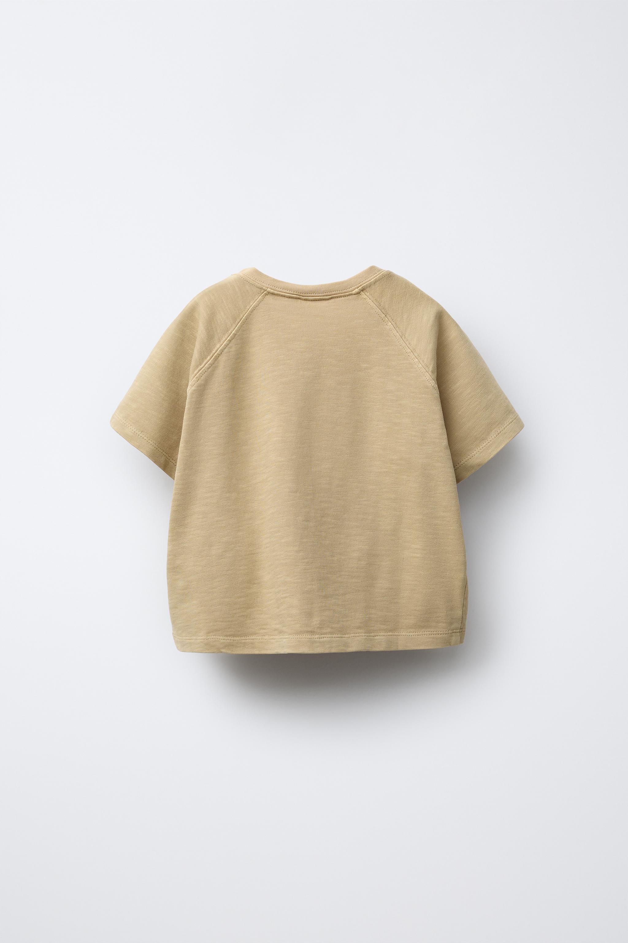 HELLO KITTY © SANRIO PRINT T-SHIRT