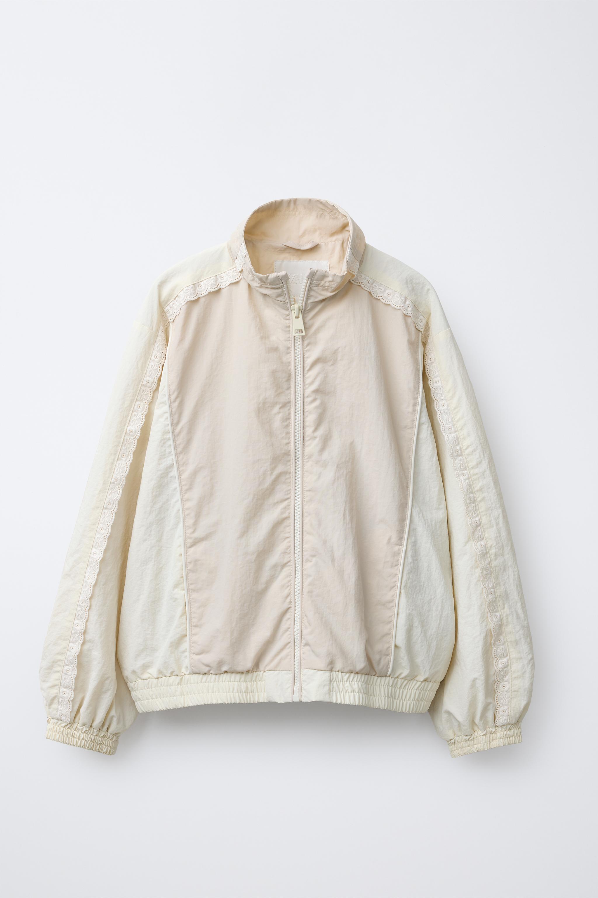 ULTRALIGHT LACE JACKET