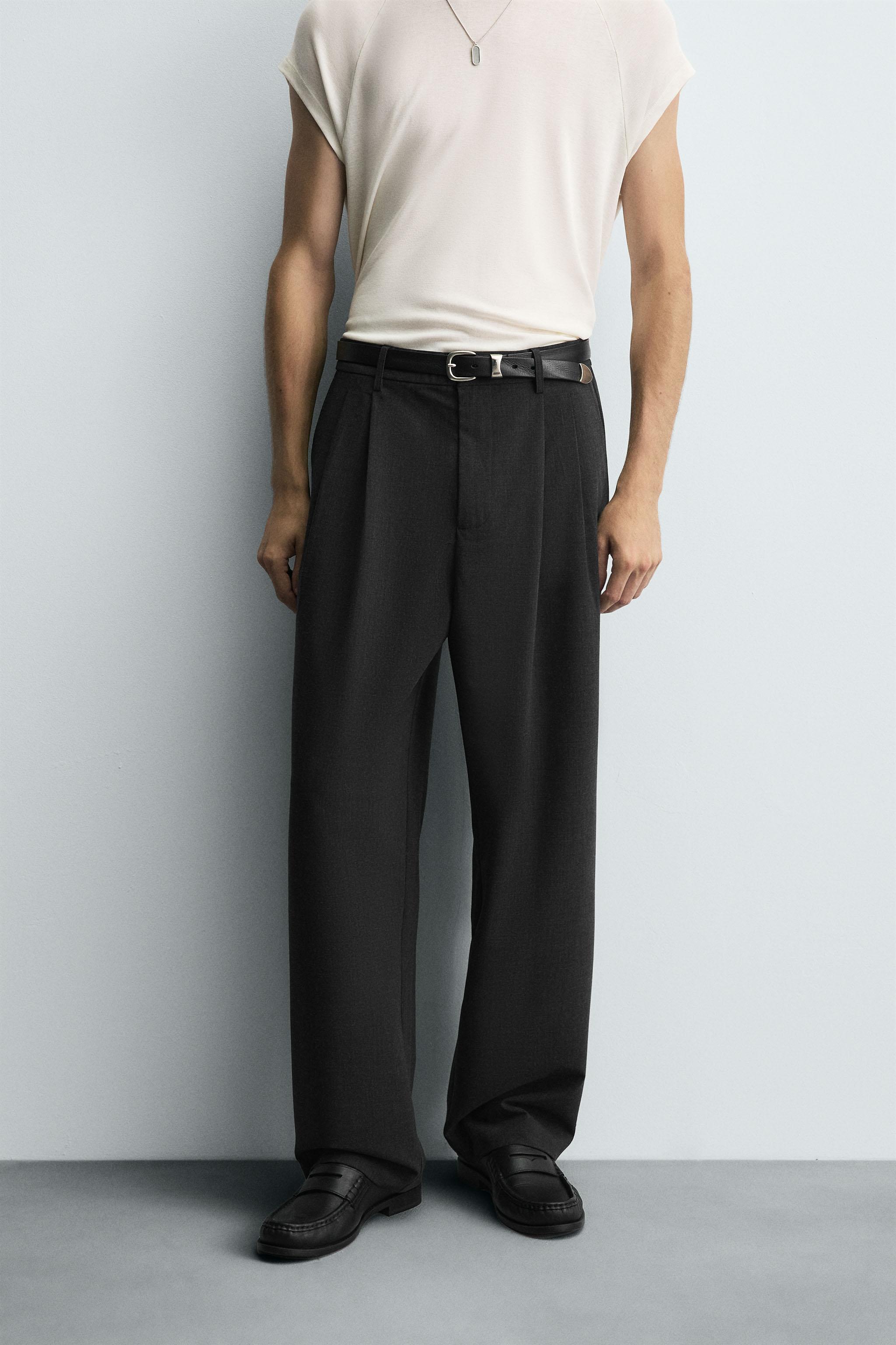 PLEATED WIDE FIT PANTS