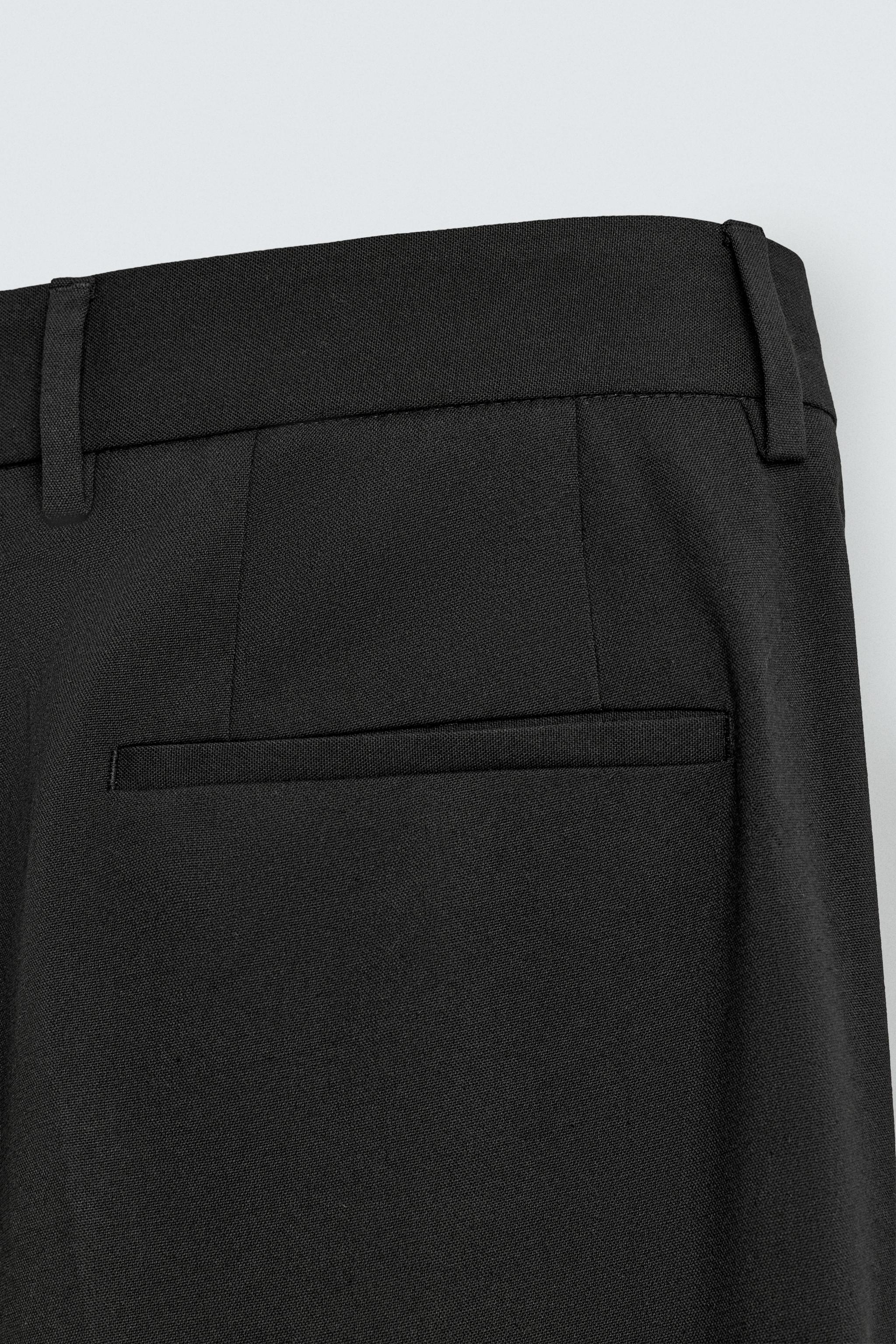 FLOWY FLARE FIT PANTS