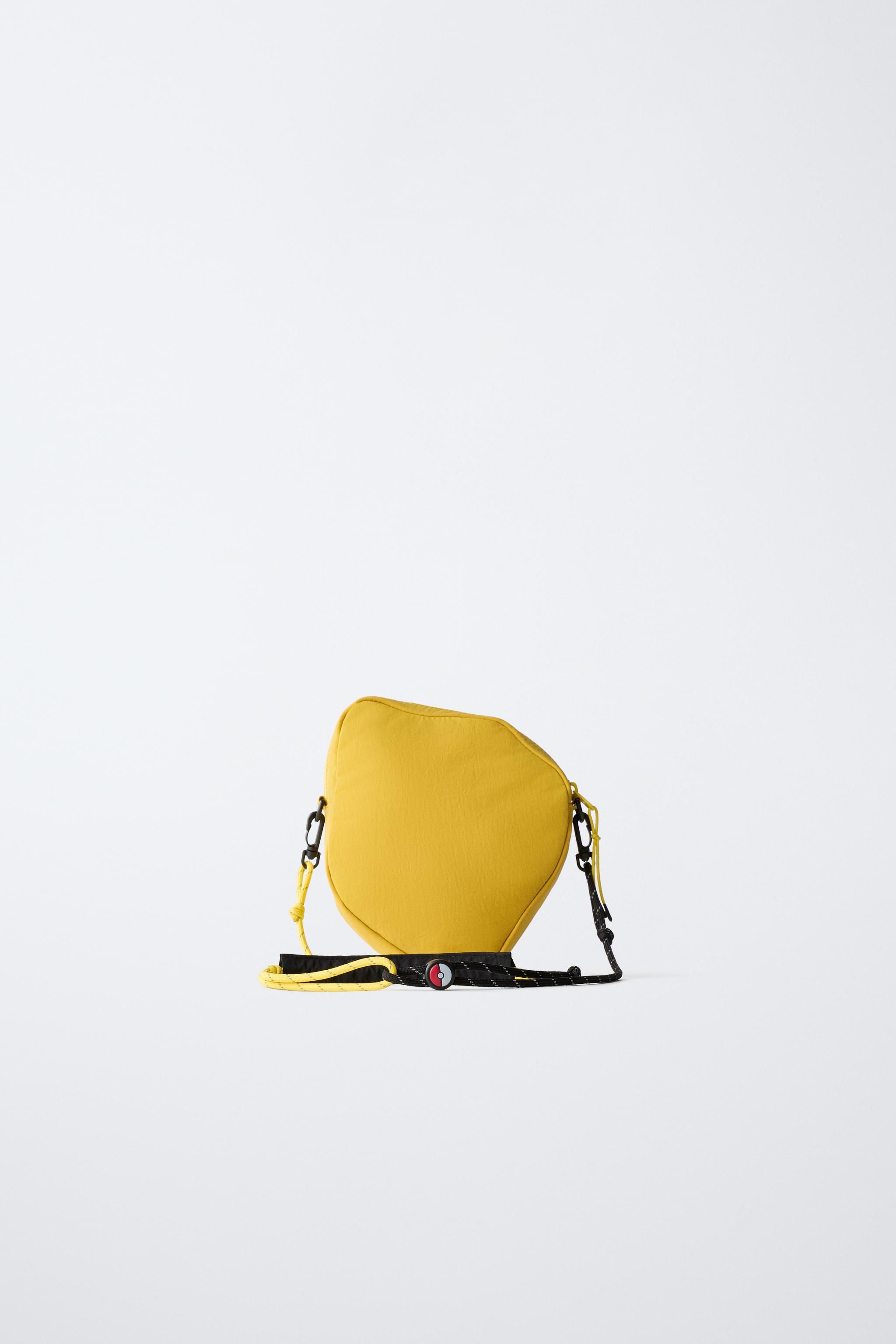PIKACHU POKÉMON ™ CROSSBODY BAG