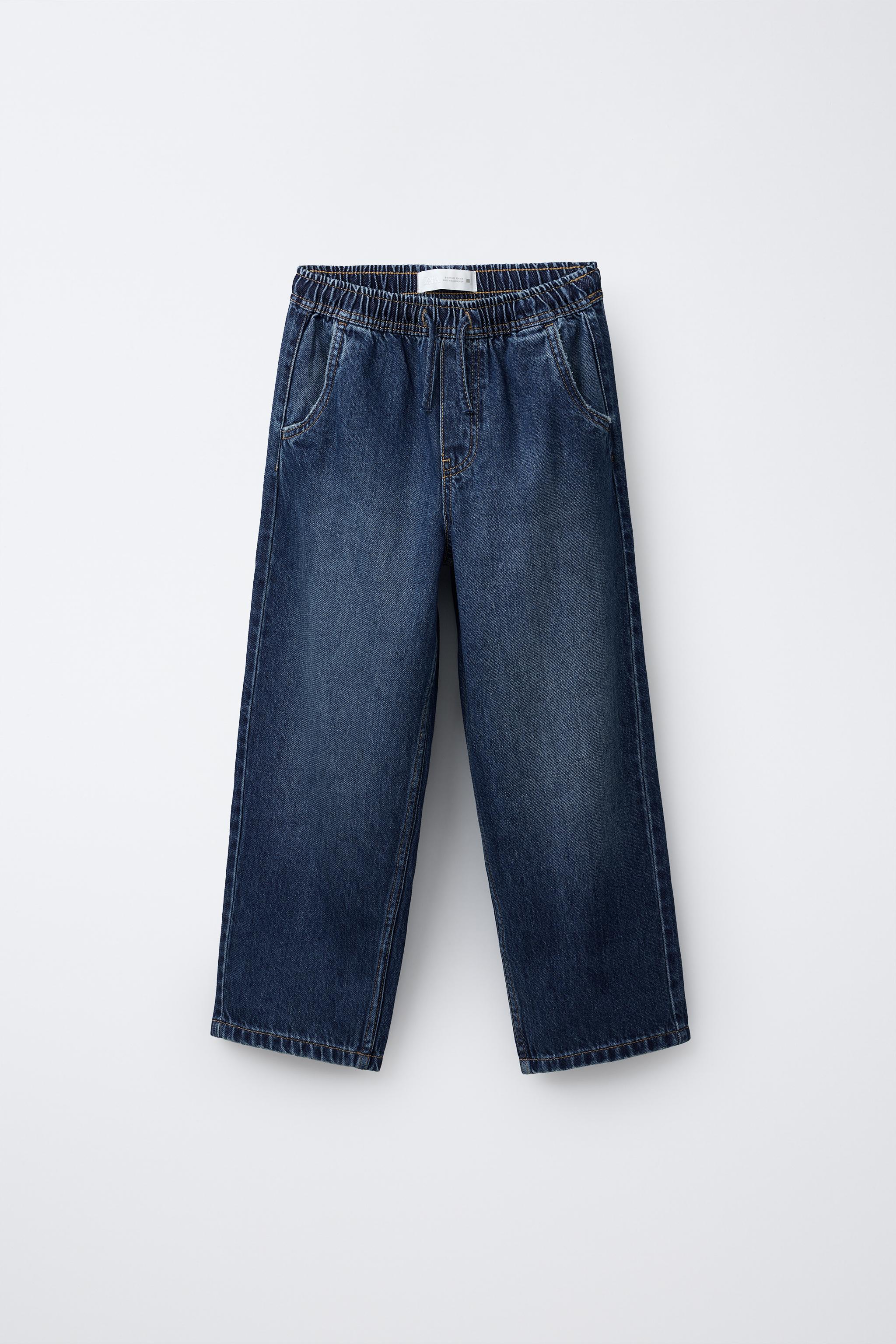 BAGGY JEANS WITH LABEL