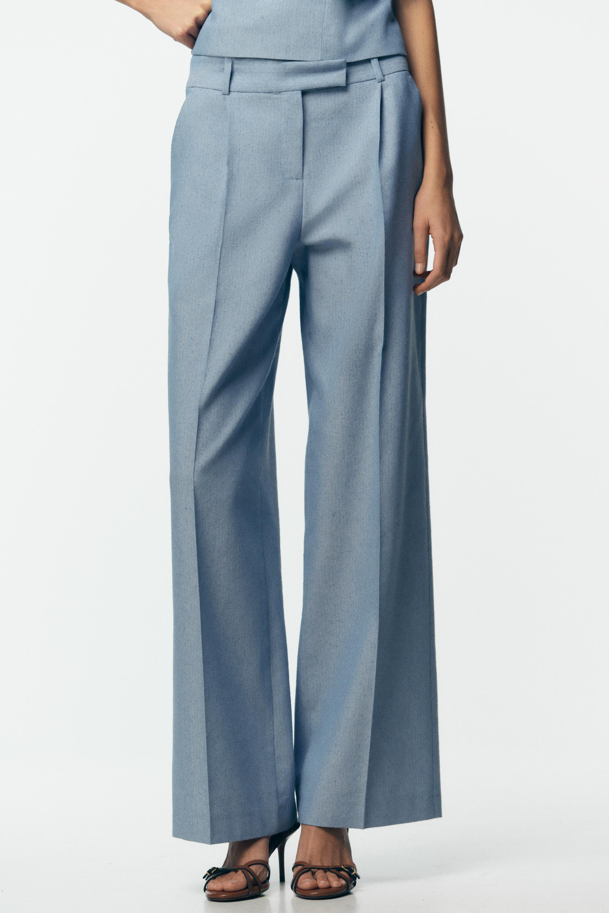 PLEATED STRAIGHT LEG PANTS