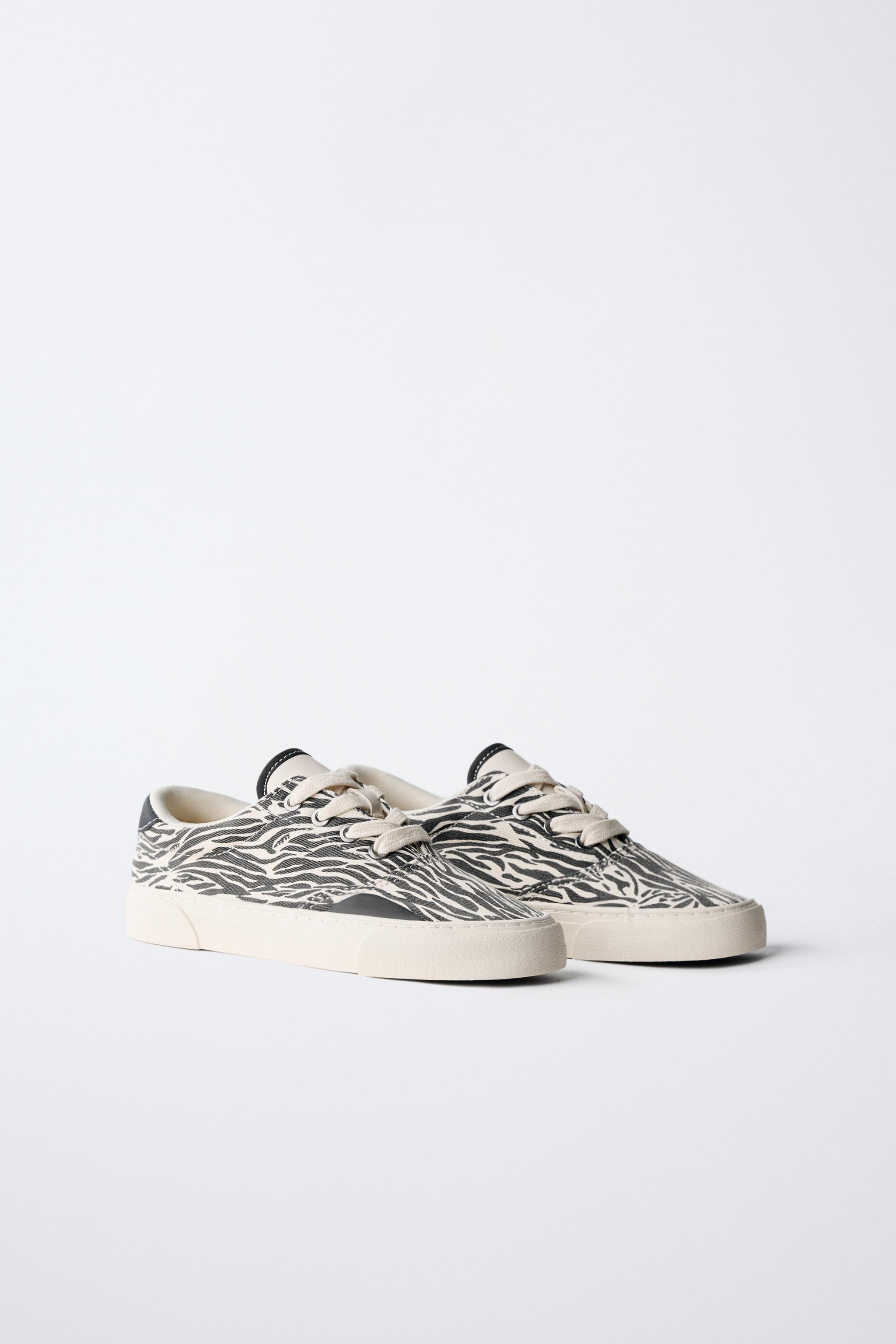 ANIMAL PRINT SNEAKERS