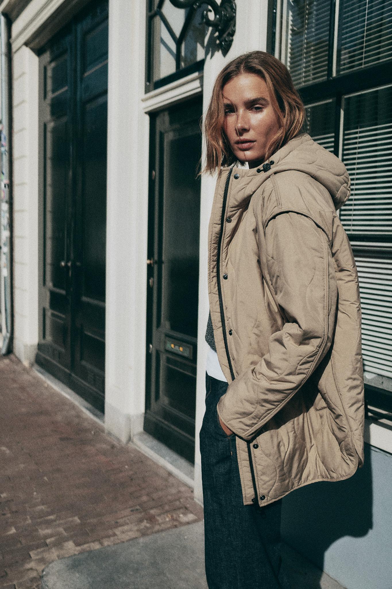 WATER REPELLENT HOODED PUFFER JACKET