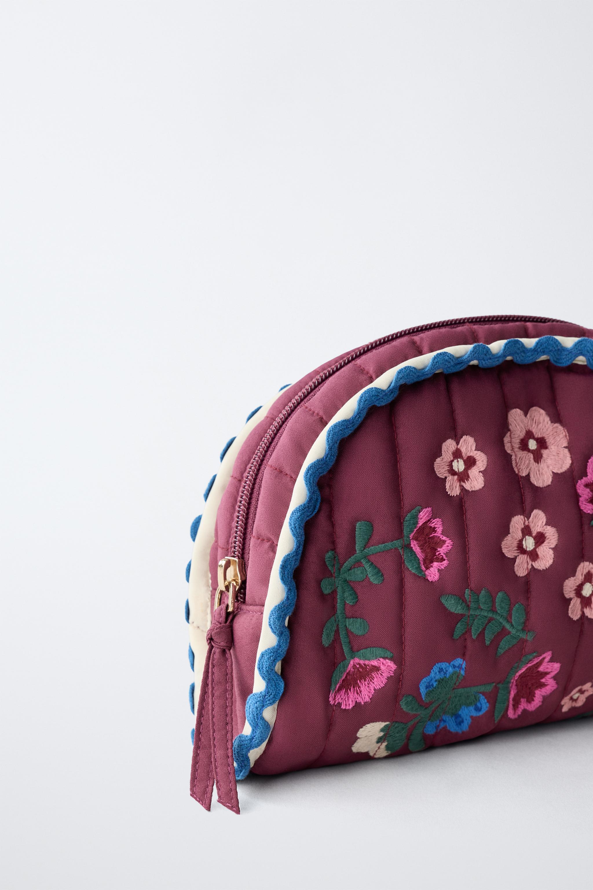 EMBROIDERED TOILETRY BAG