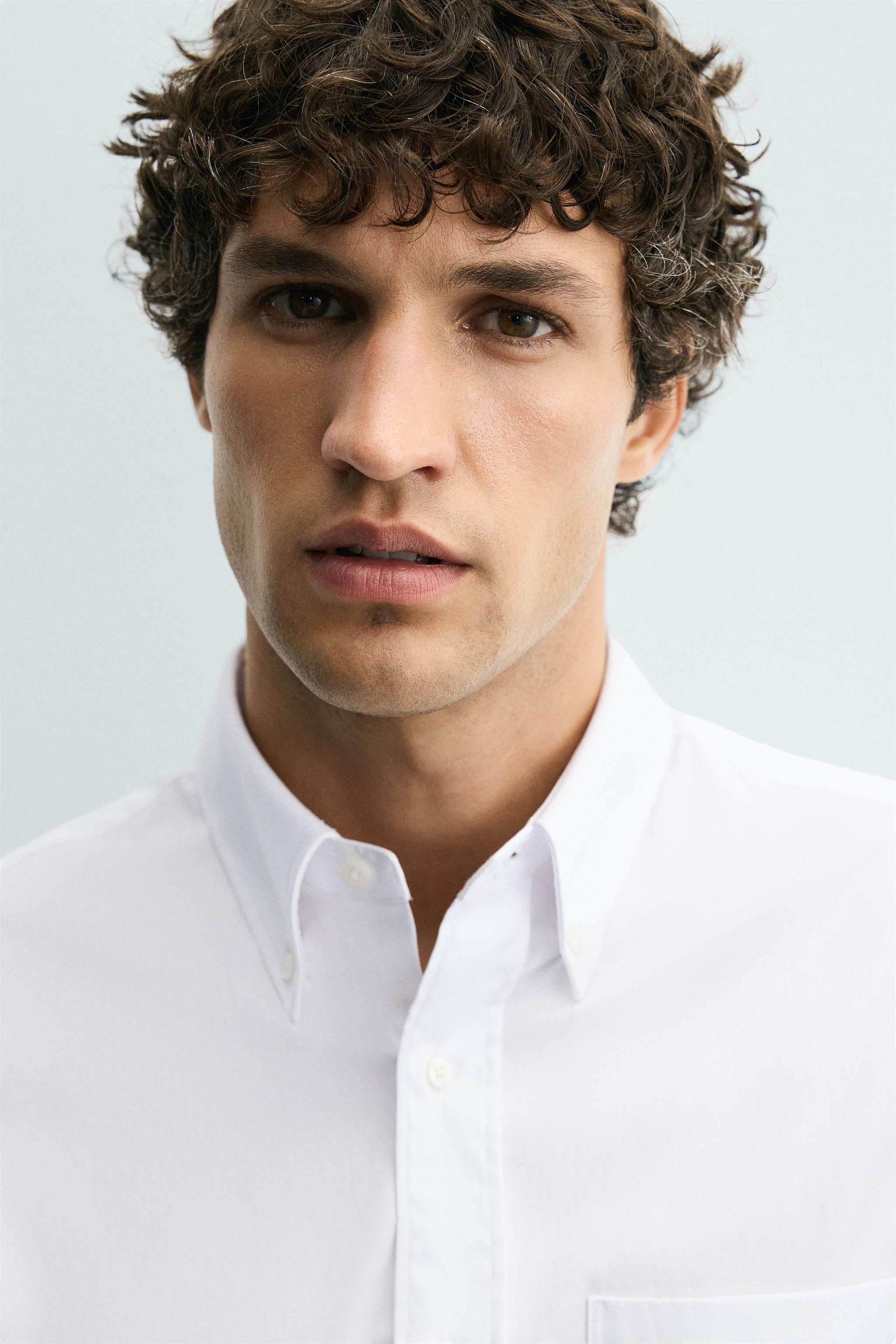 REGULAR FIT BUTTON-DOWN COLLAR SHIRT