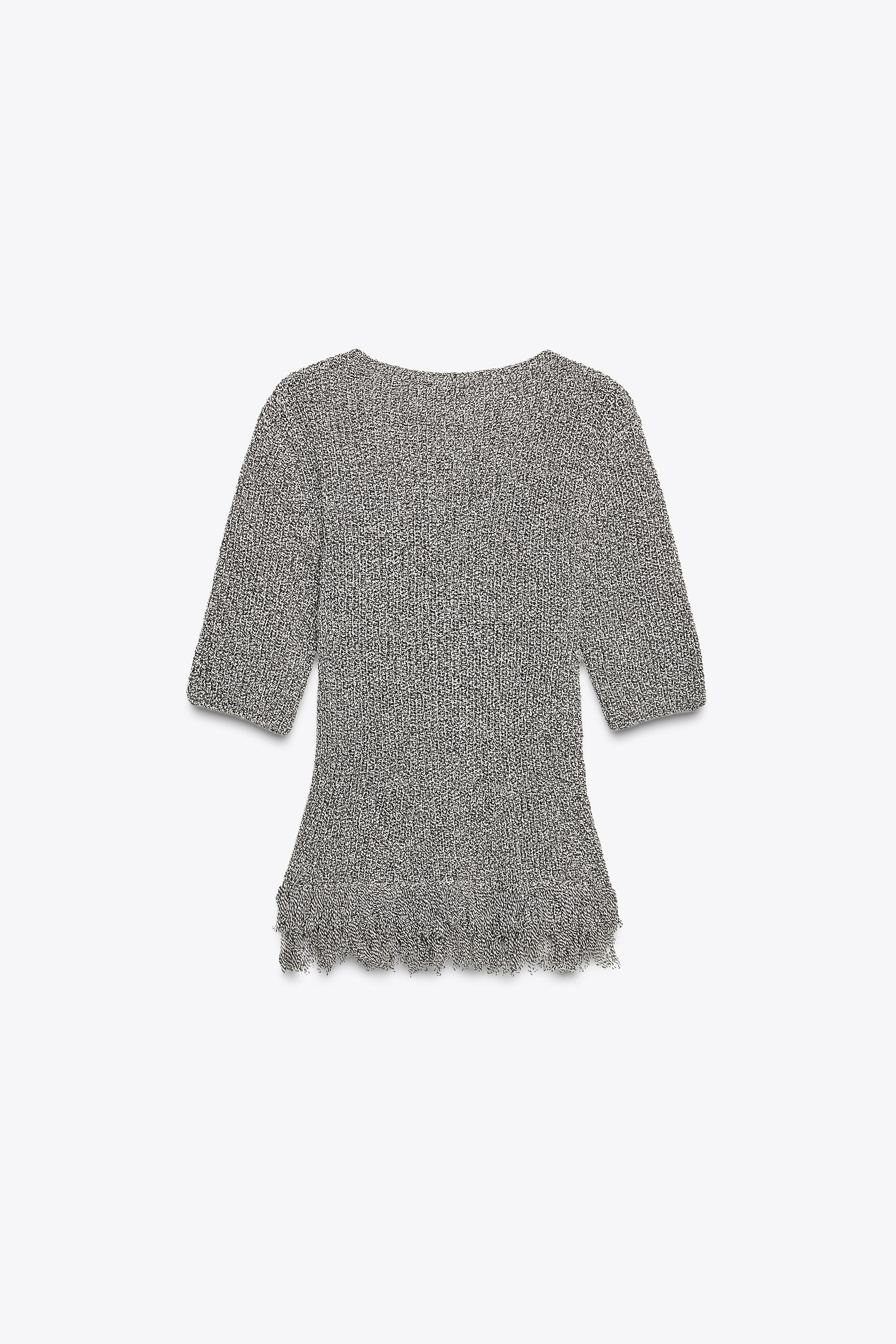 FITTED FRINGED KNIT TOP