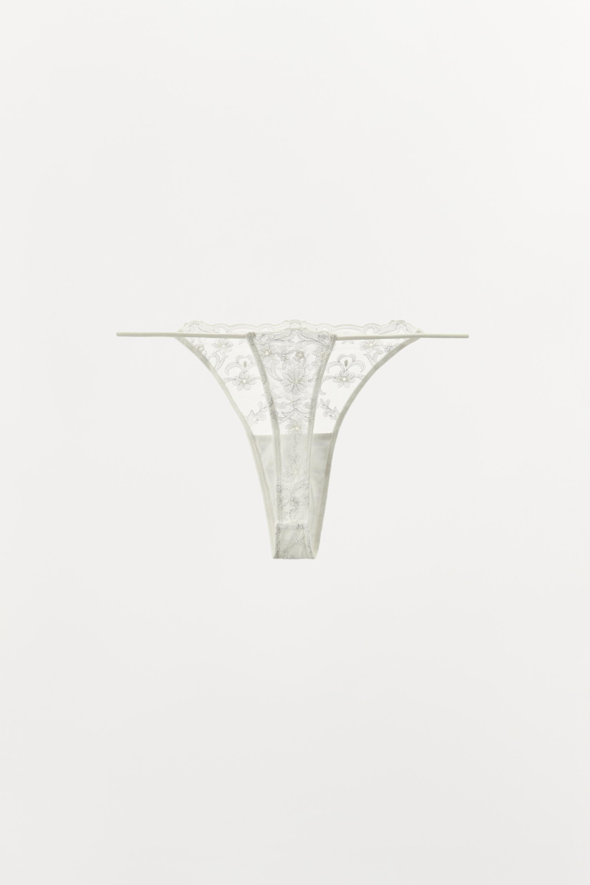 EMBROIDERED LACE THONG