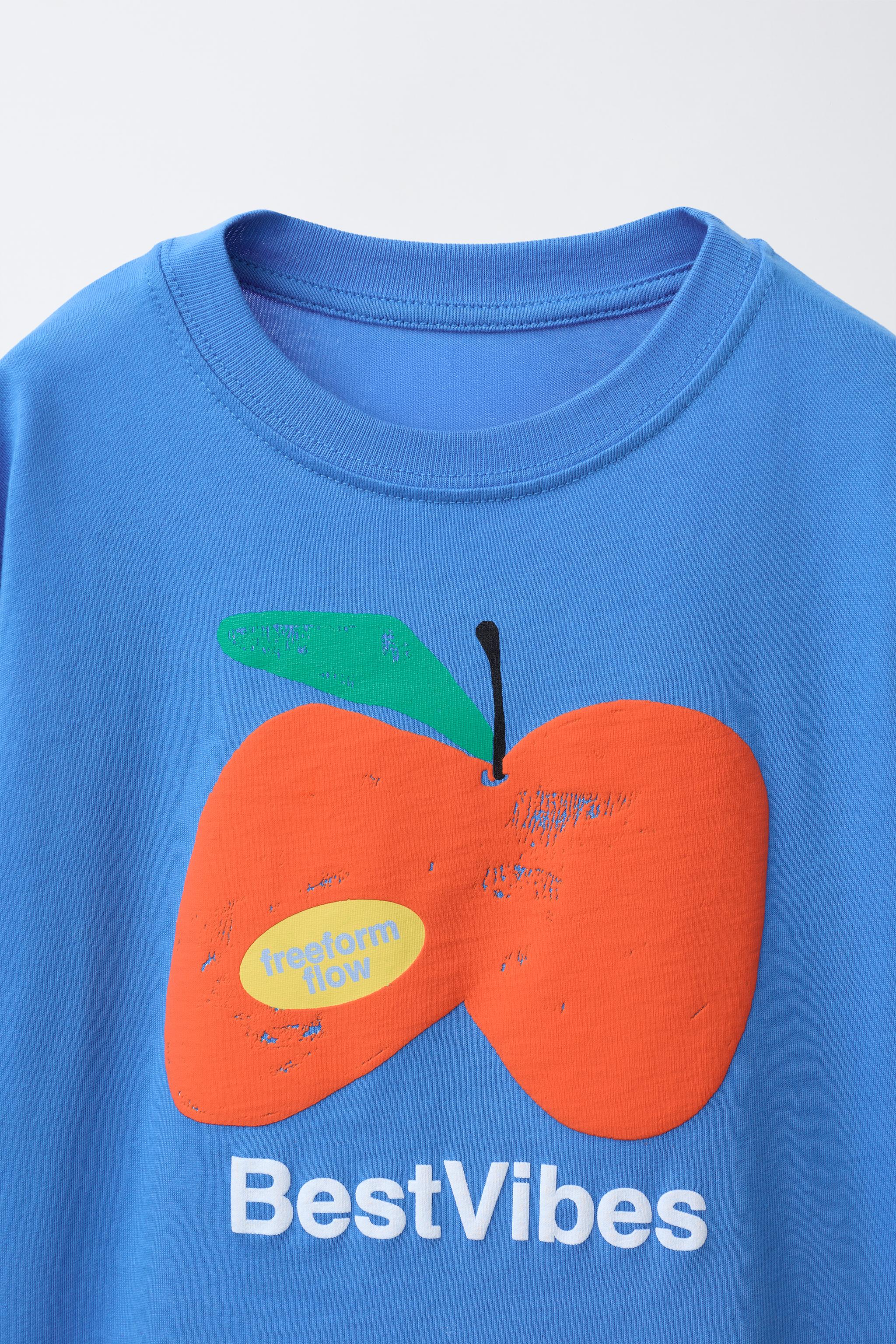 RAISED APPLE T-SHIRT