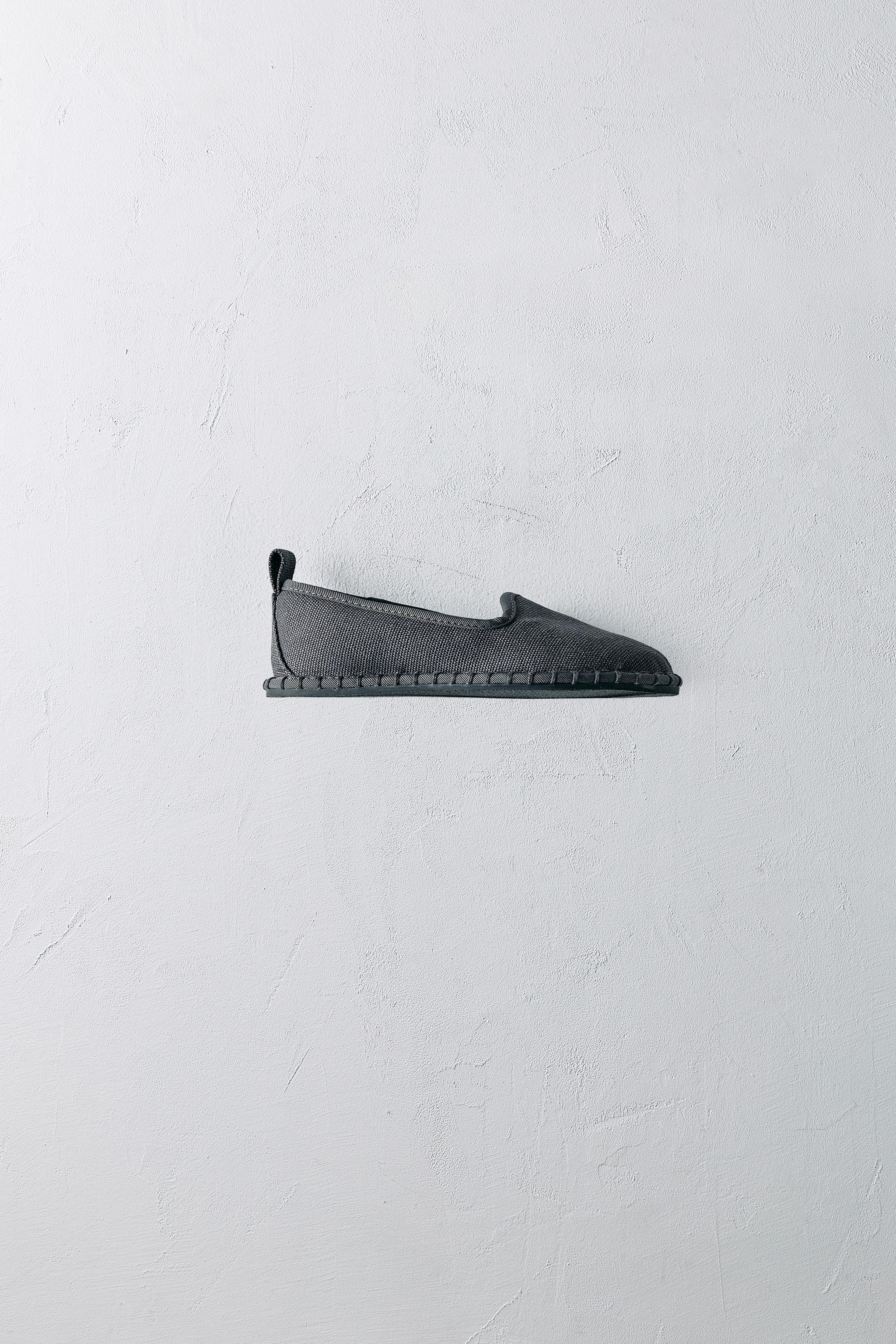 SLIPPER CANVAS LIMITED EDITION