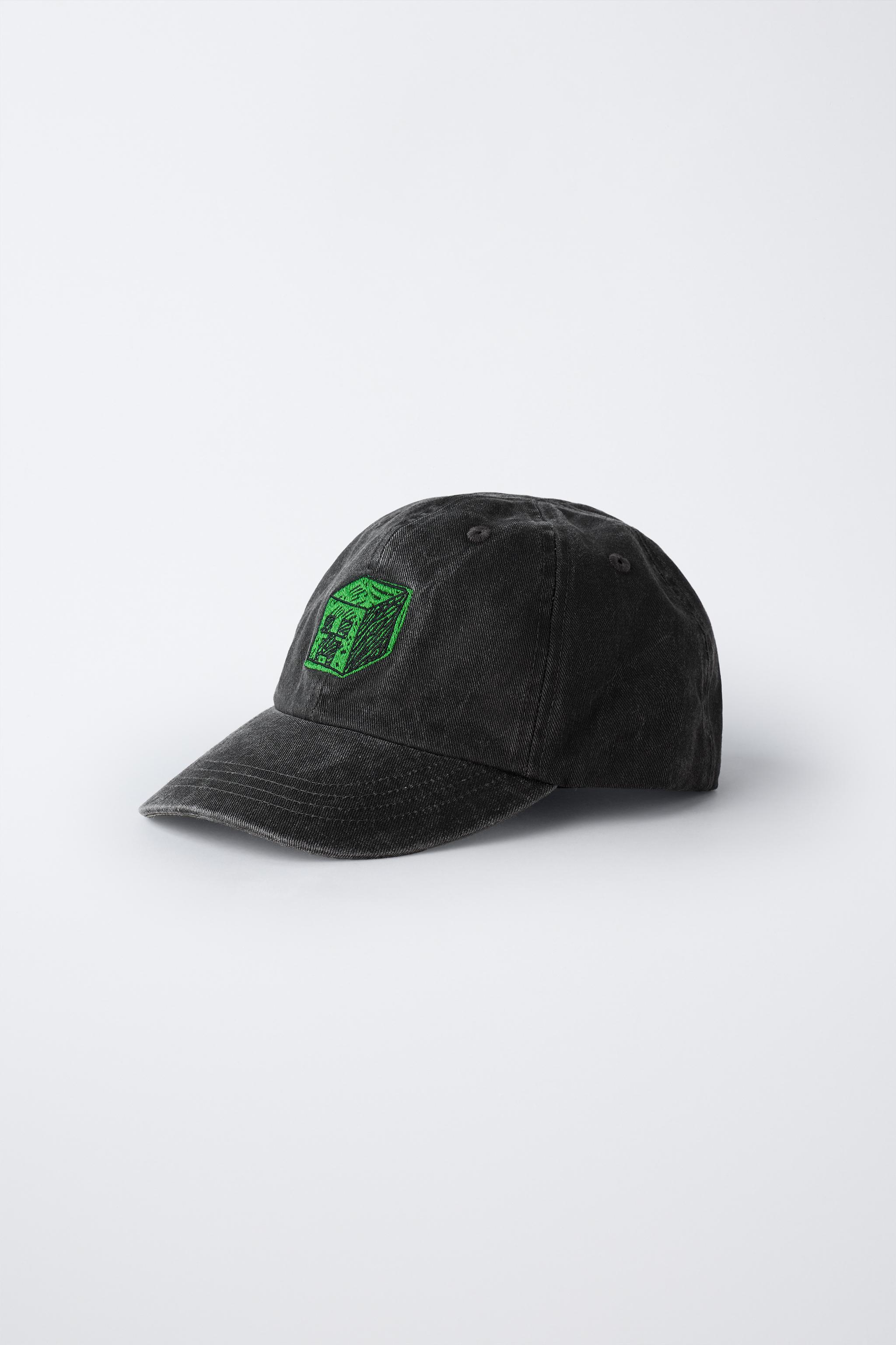 AGES 6-14/ MINECRAFT © MOJANG AB. ™ EMBROIDERED WASHED EFFECT CAP