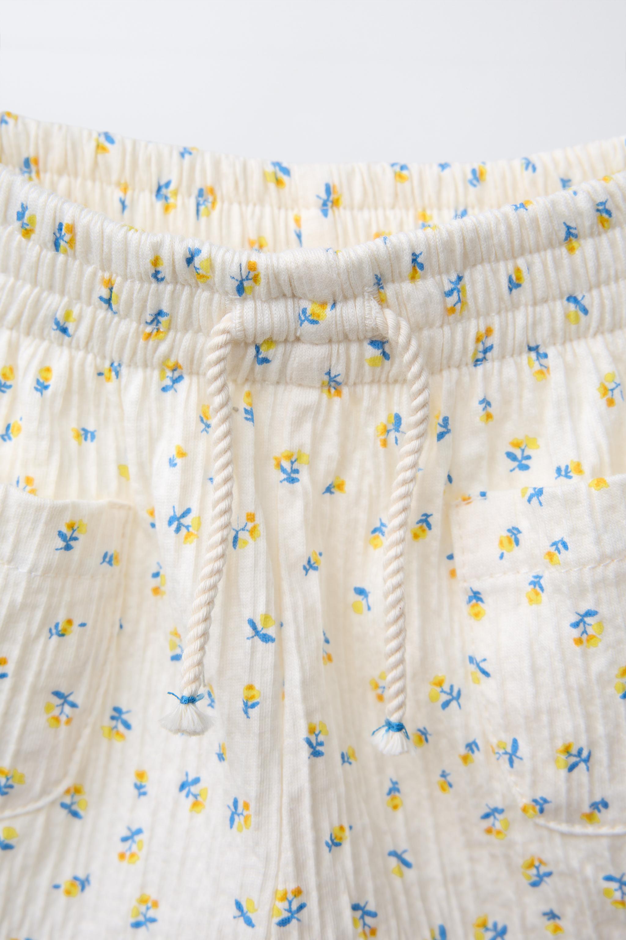 FLORAL PRINT BERMUDA SHORTS