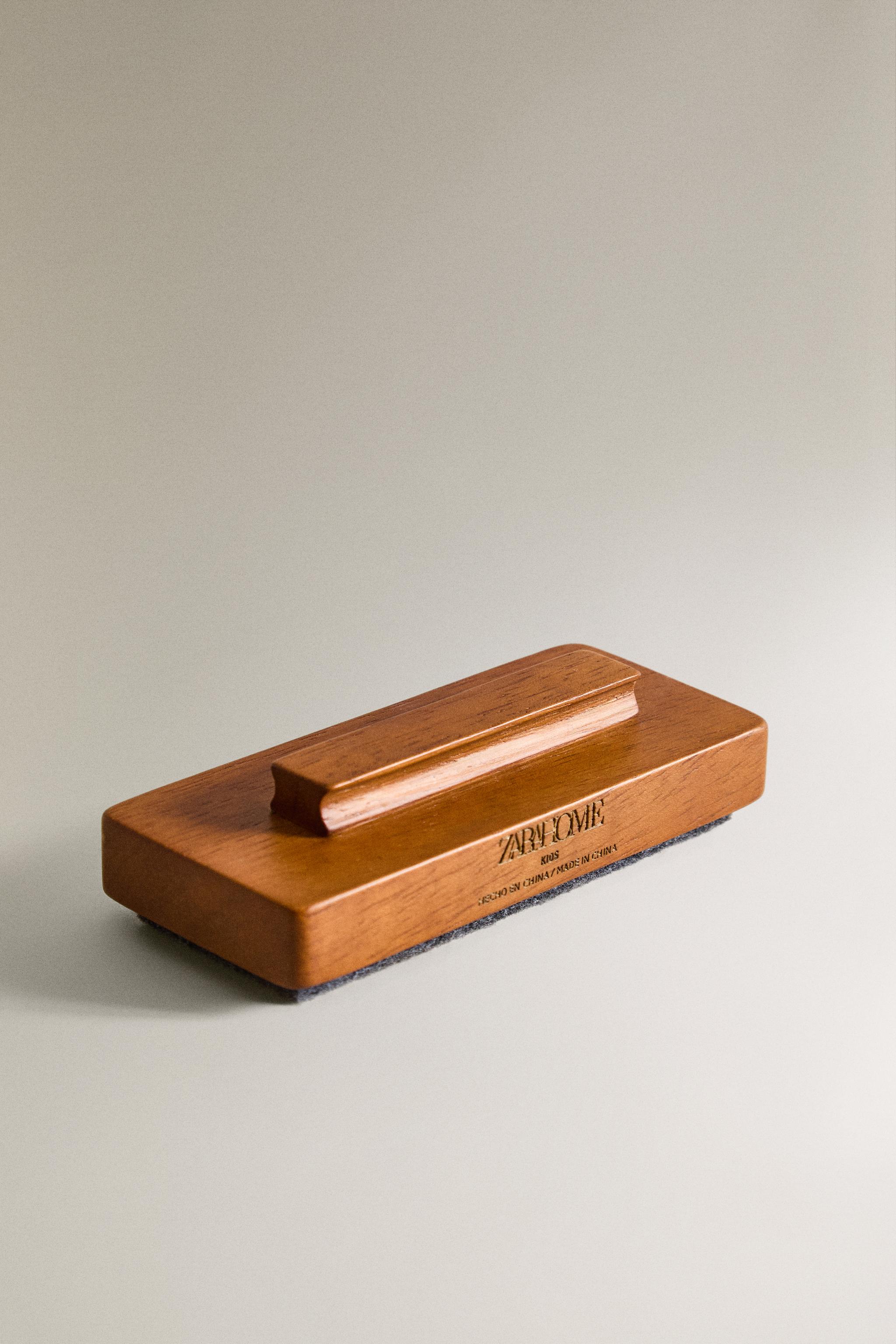 WOODEN CHALKBOARD ERASER