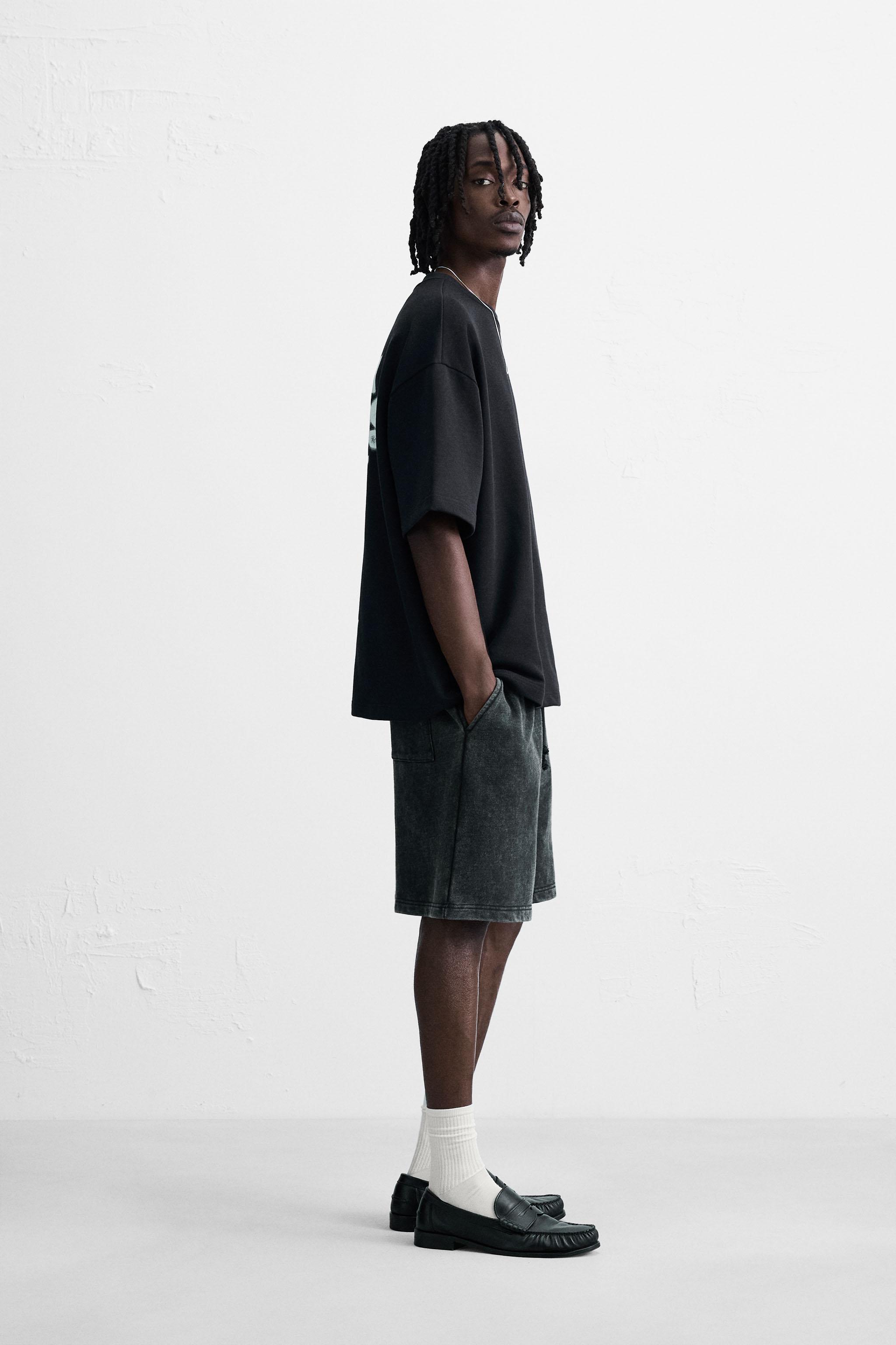 PRINTED GRAPHIC SWEATSHIRT