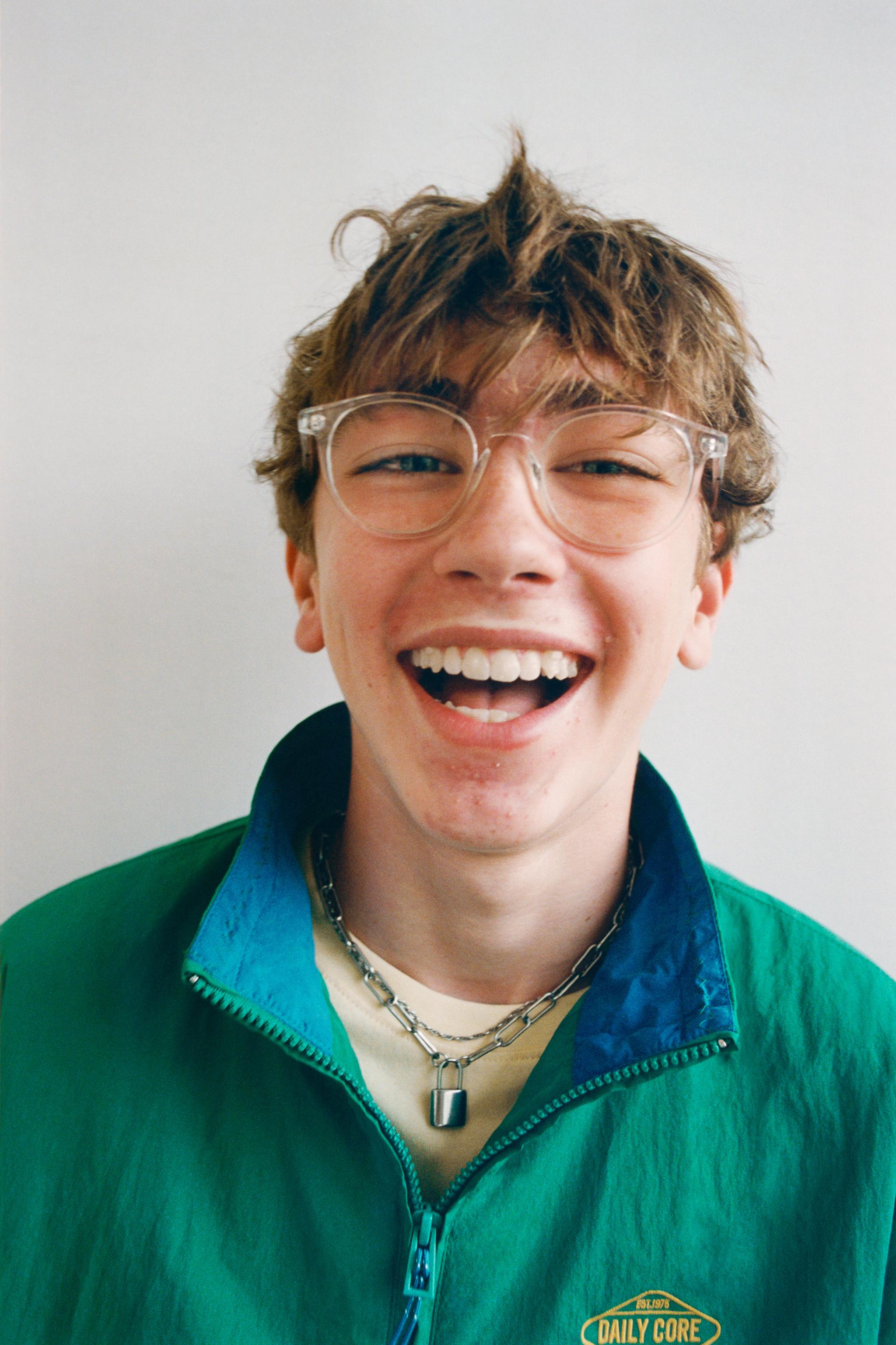 TECHNICAL POUCH POCKET SWEATSHIRT