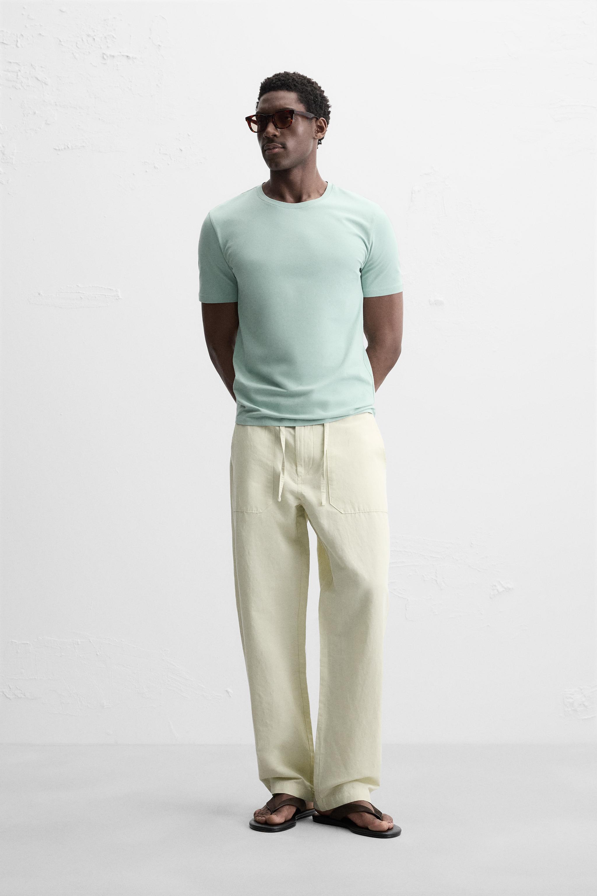 BASIC SLIM FIT T-SHIRT