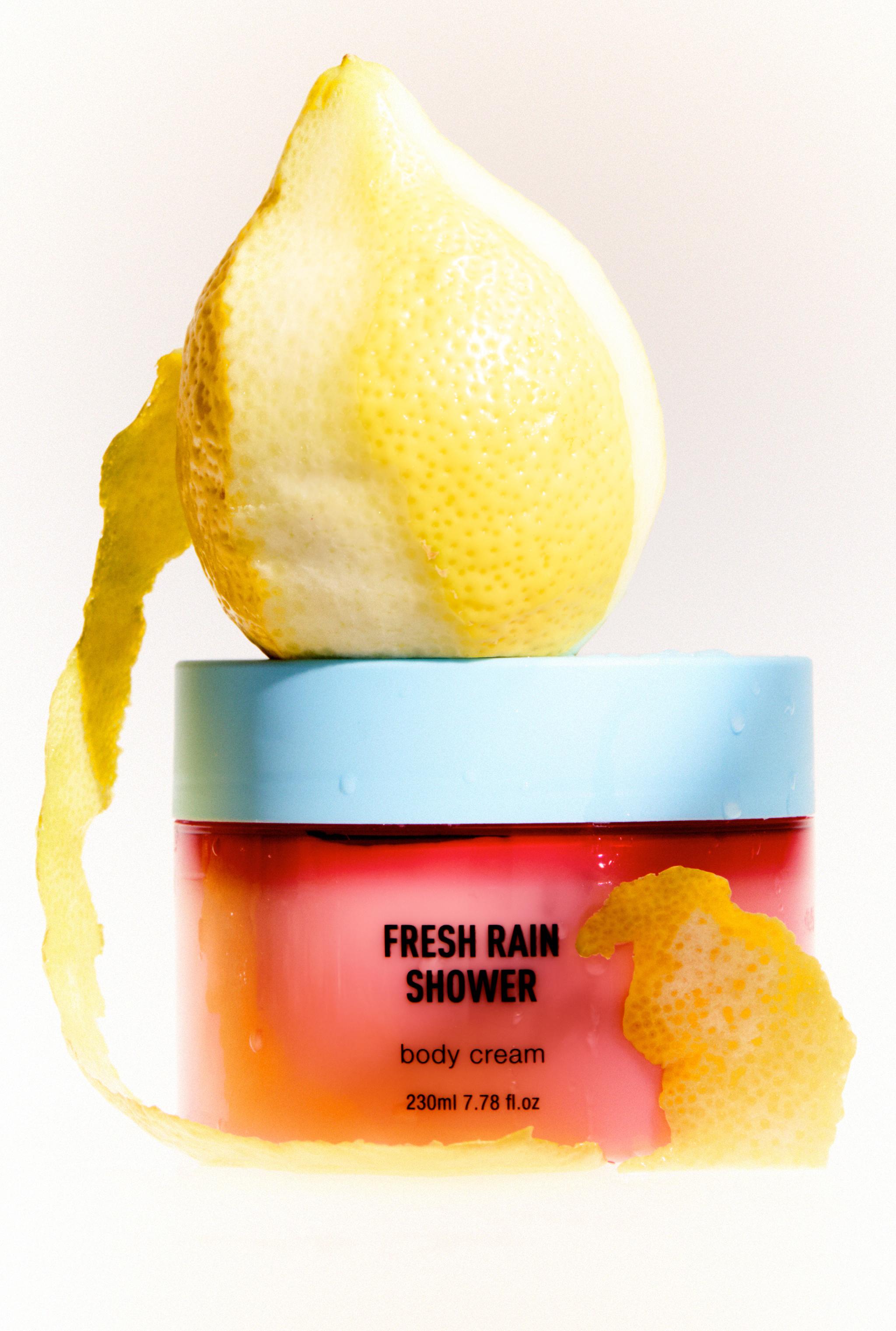 FRESH RAIN SHOWER BODY CREAM 230 ML (7.78 FL. OZ).